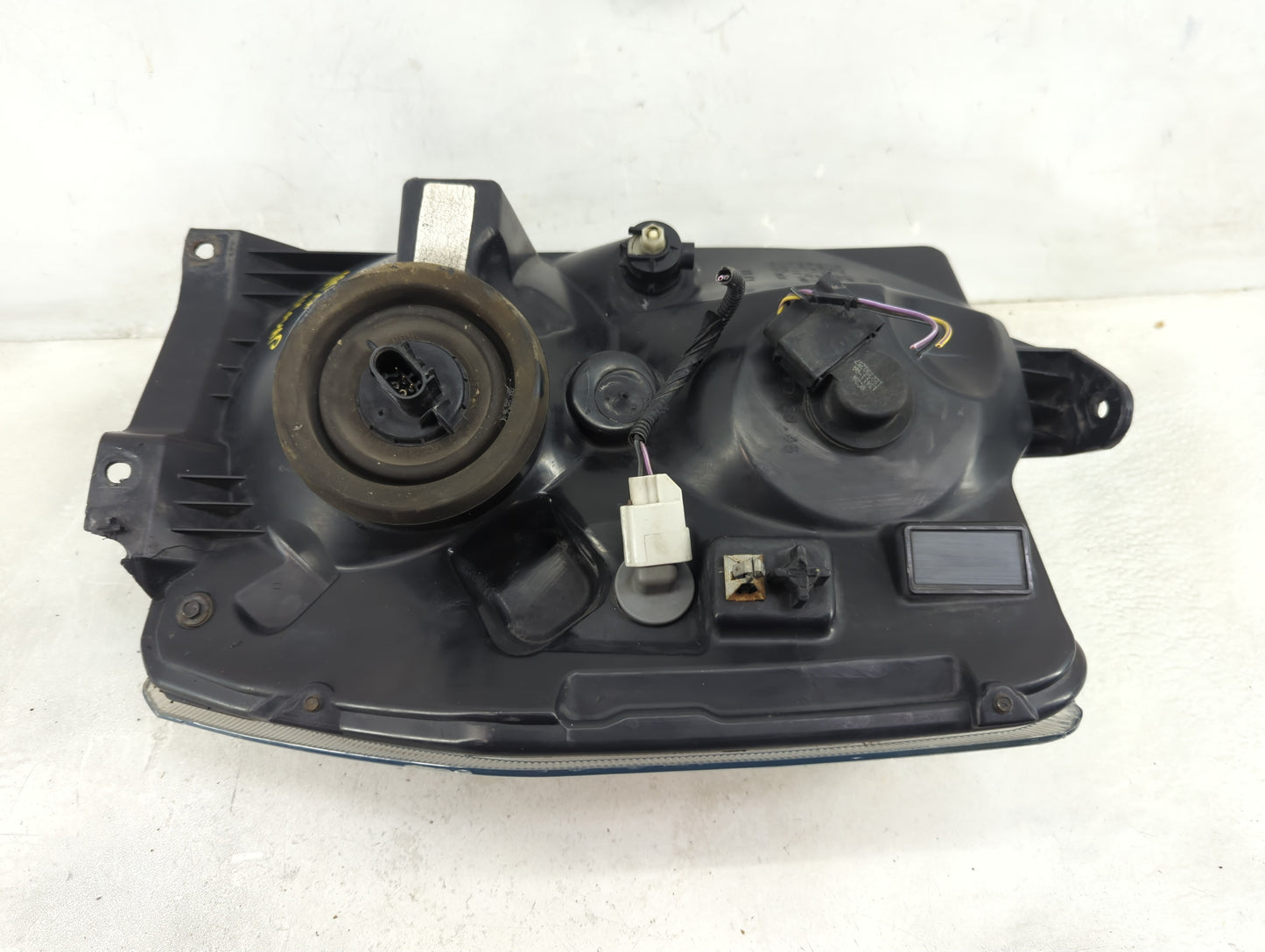 2008 Ford E-350 Super Duty Passenger Right Oem Head Light Headlight Lamp - Oemusedautoparts1.com