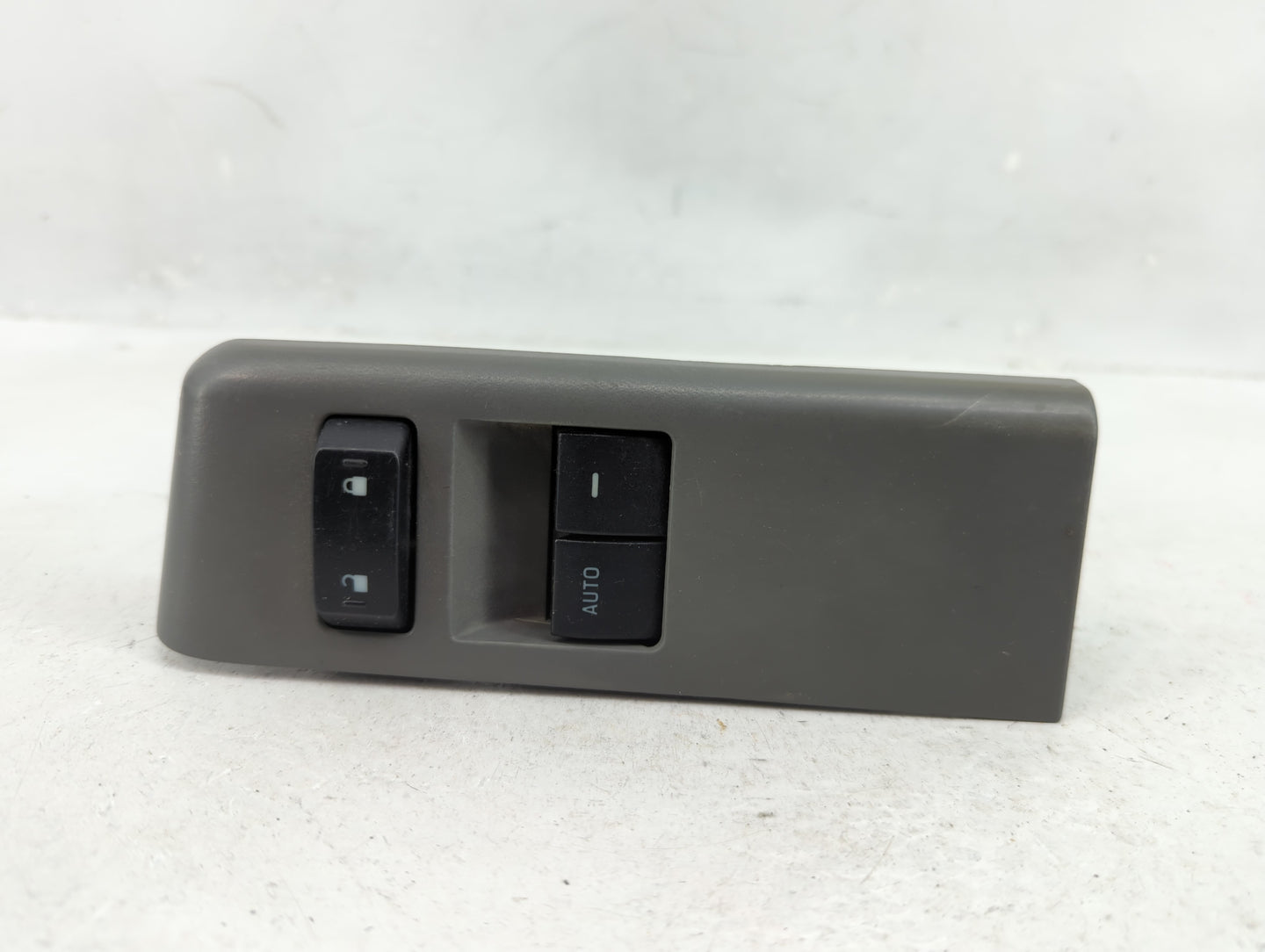 2009-2019 Ford E-350 Super Duty Master Power Window Switch Replacement Driver Side Left P/N:8C3T-14540-ABW Fits OEM Used Aut