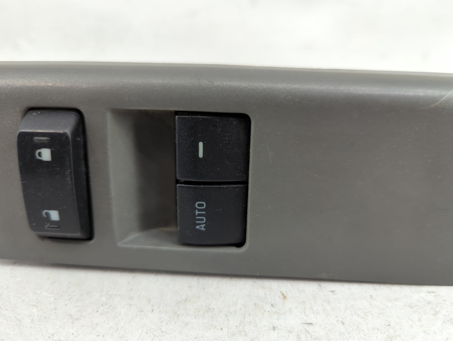 2009-2019 Ford E-350 Super Duty Master Power Window Switch Replacement Driver Side Left P/N:8C3T-14540-ABW Fits OEM Used Aut