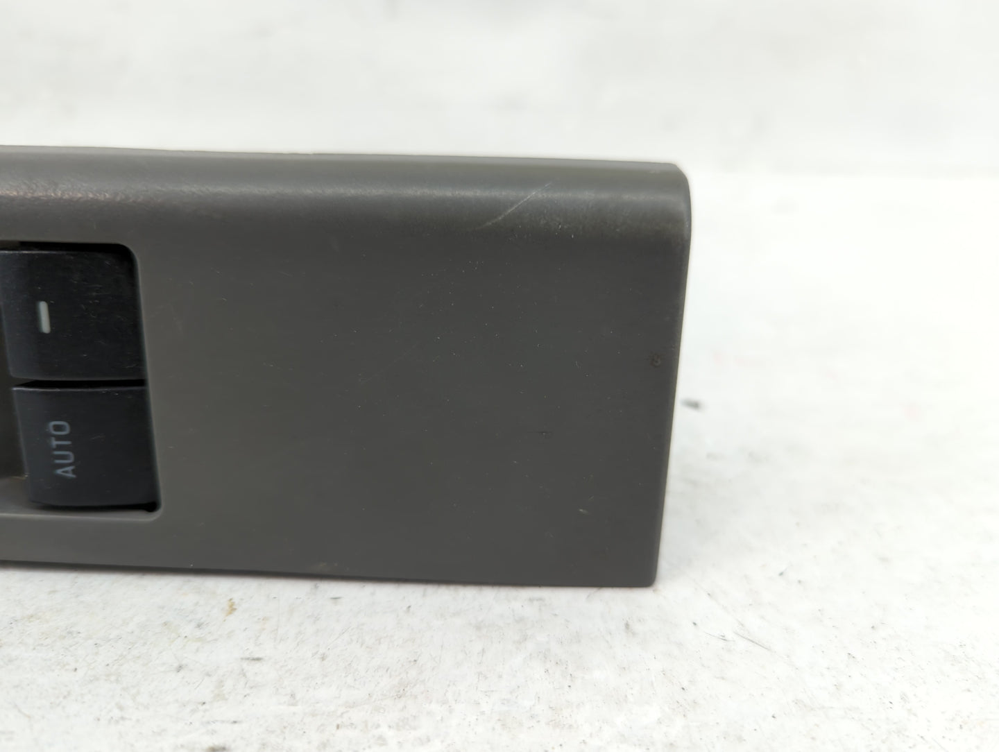 2009-2019 Ford E-350 Super Duty Master Power Window Switch Replacement Driver Side Left P/N:8C3T-14540-ABW Fits OEM Used Aut