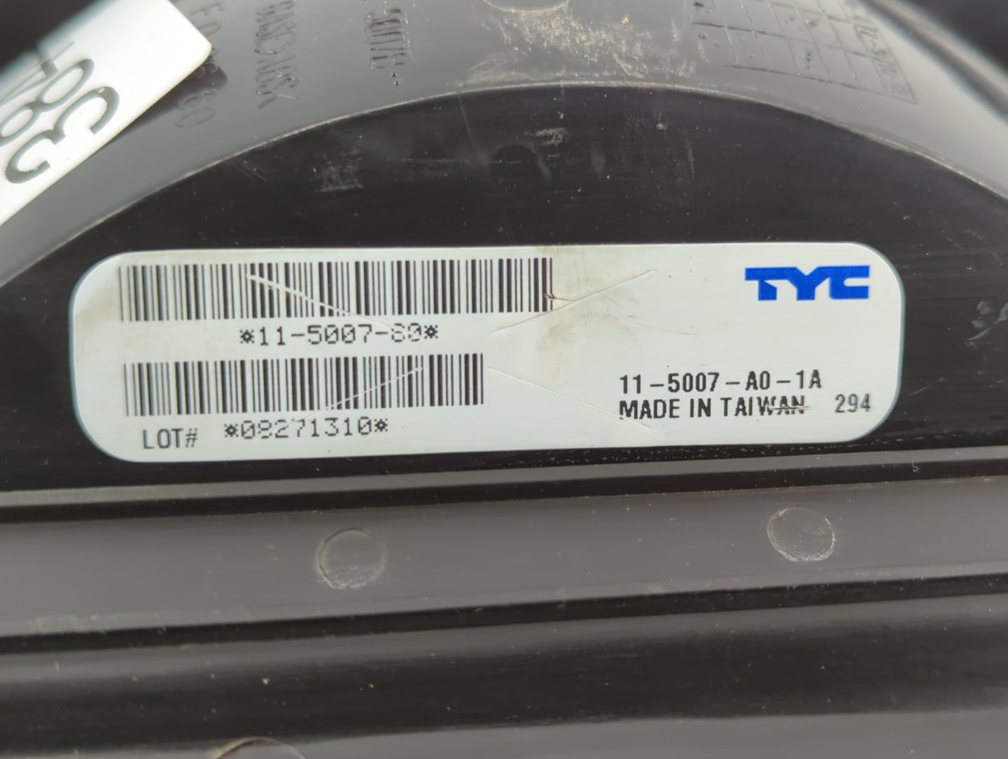 2005-2014 Ford E-350 Super Duty Tail Light Assembly Passenger Right OEM P/N:F7UB-13440-AA Fits OEM Used Auto Parts - Oemused