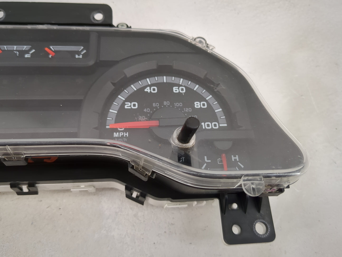 2011 Ford E150 Instrument Cluster Speedometer Gauges P/N:BC2T-10849-AD TN157550-3863 Miles: Fits OEM Used Auto Parts - Oemus