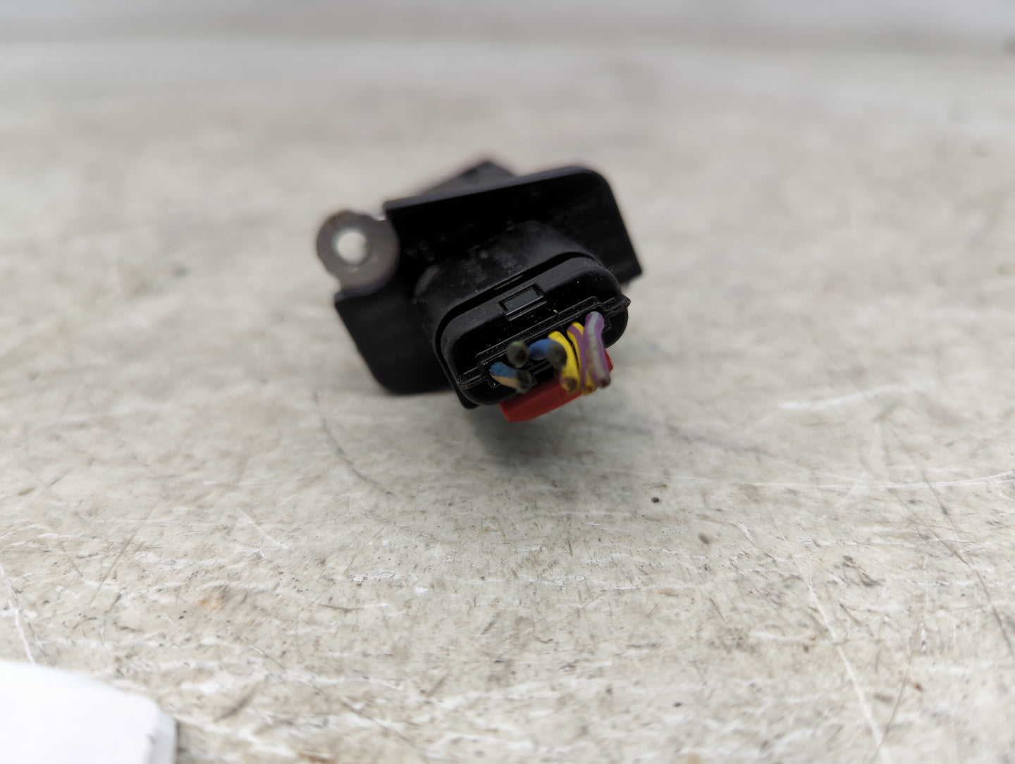 Ford E250 Mass Air Flow Meter Maf 1485415 - Oemusedautoparts1.com