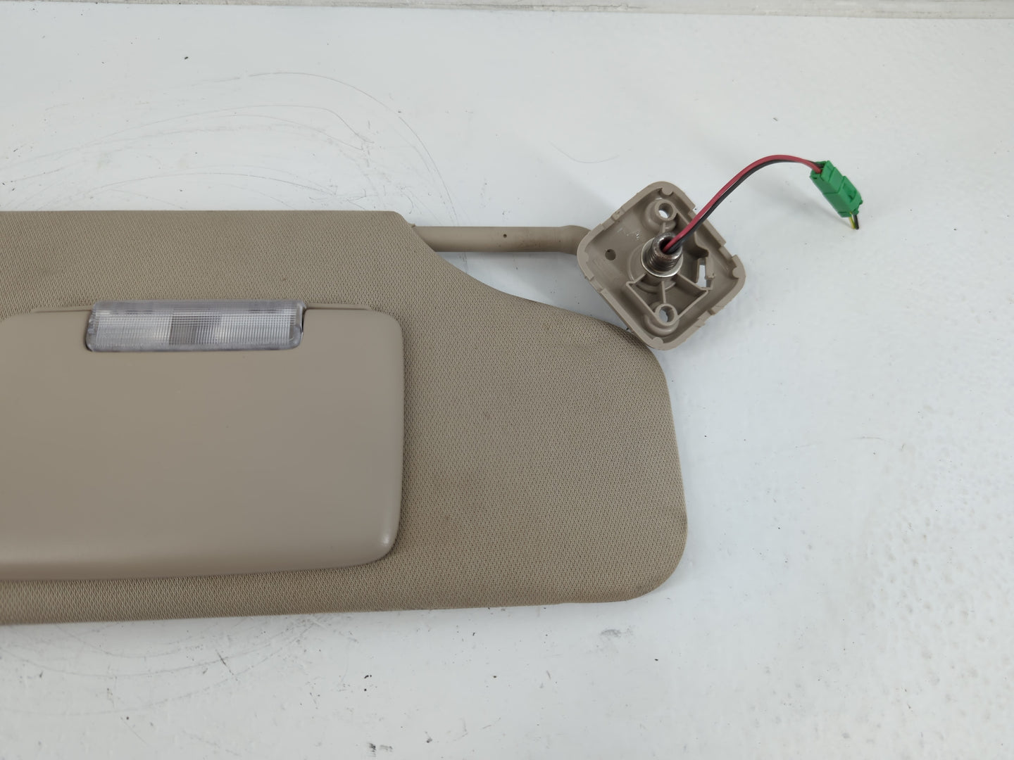 2011-2014 Ford Edge Sun Visor Shade Replacement Passenger Right Mirror Fits Fits 2011 2012 2013 2014 2015 OEM Used Auto Part