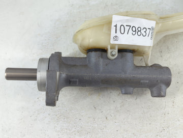 2011-2014 Ford Edge Brake Master Cylinder