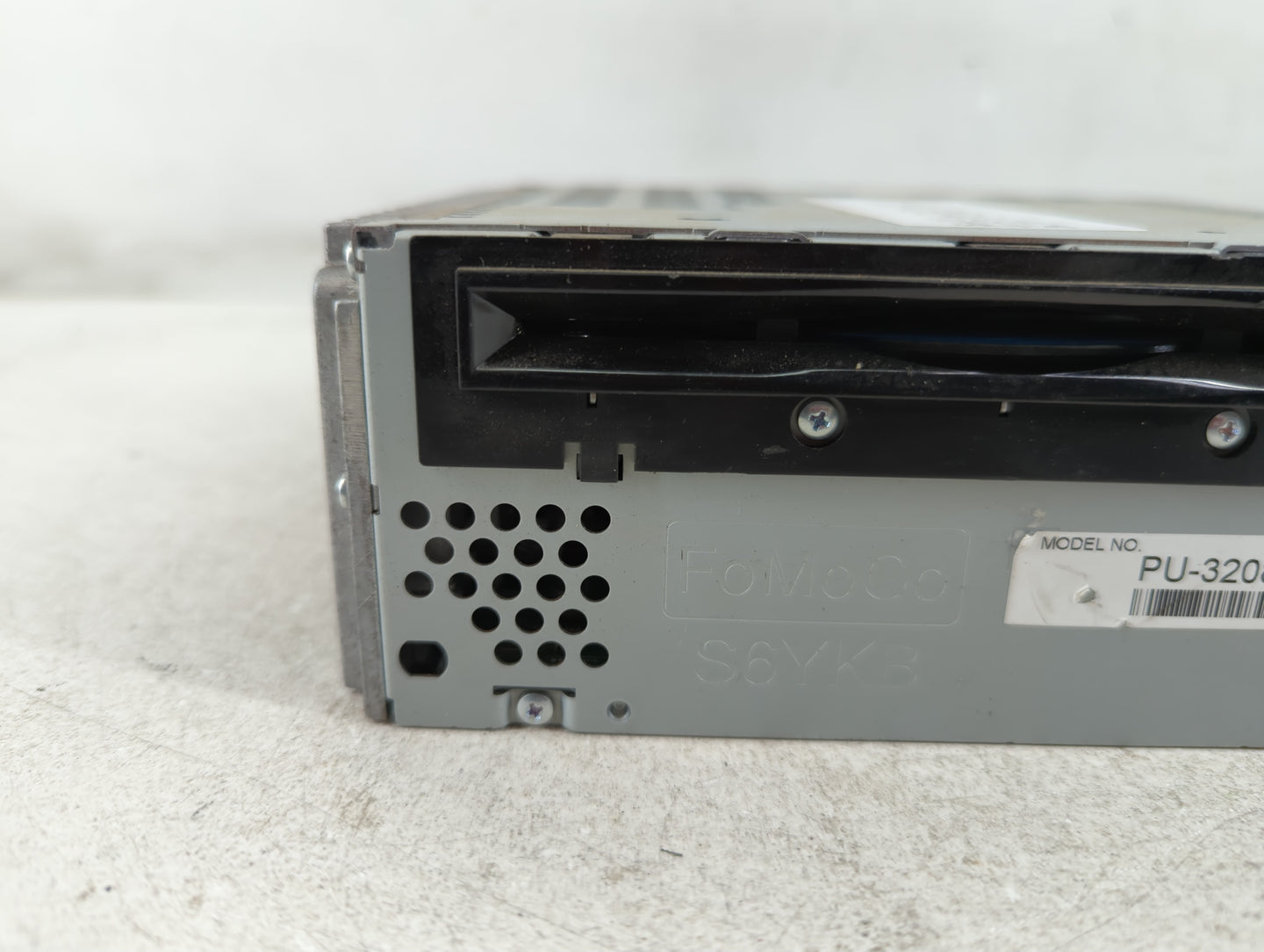 2011 Ford Edge Radio AM FM Cd Player Receiver Replacement P/N:BT4T-19C107-BN Fits OEM Used Auto Parts - Oemusedautoparts1.co