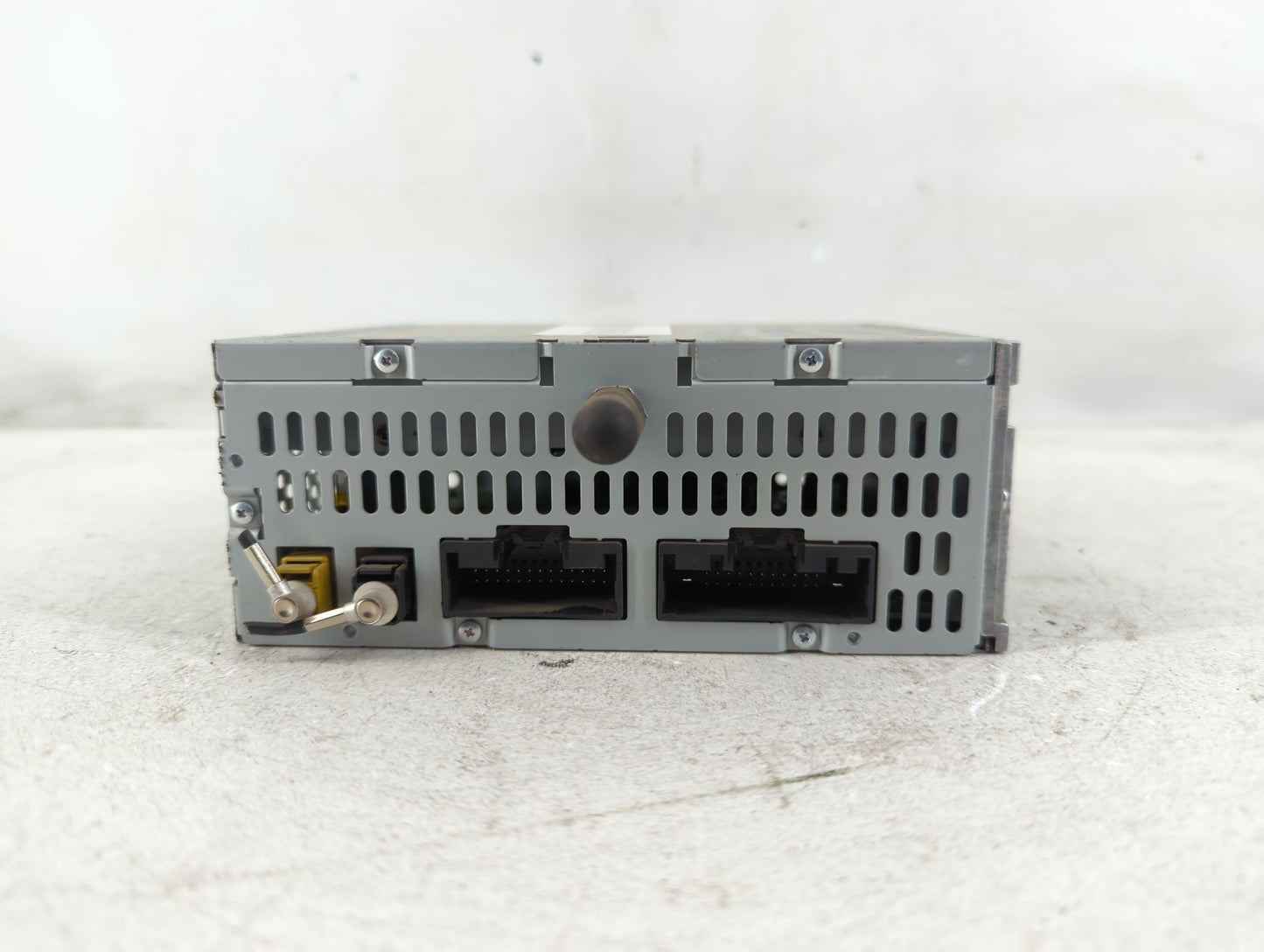 2011 Ford Edge Radio AM FM Cd Player Receiver Replacement P/N:BT4T-19C107-BN Fits OEM Used Auto Parts - Oemusedautoparts1.co