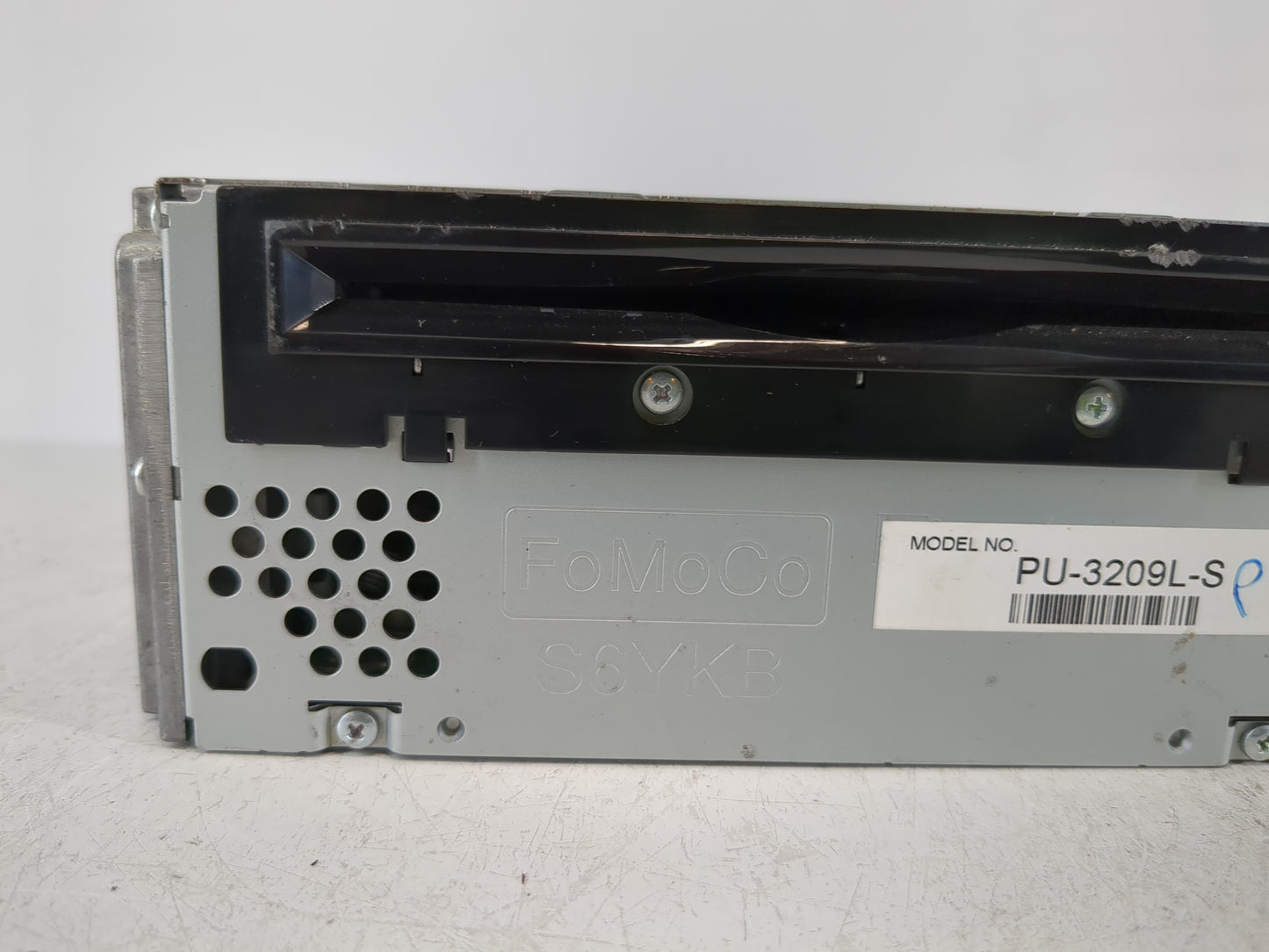 2011 Ford Edge Radio AM FM Cd Player Receiver Replacement P/N:BT4T-19C107-FB Fits OEM Used Auto Parts - Oemusedautoparts1.co