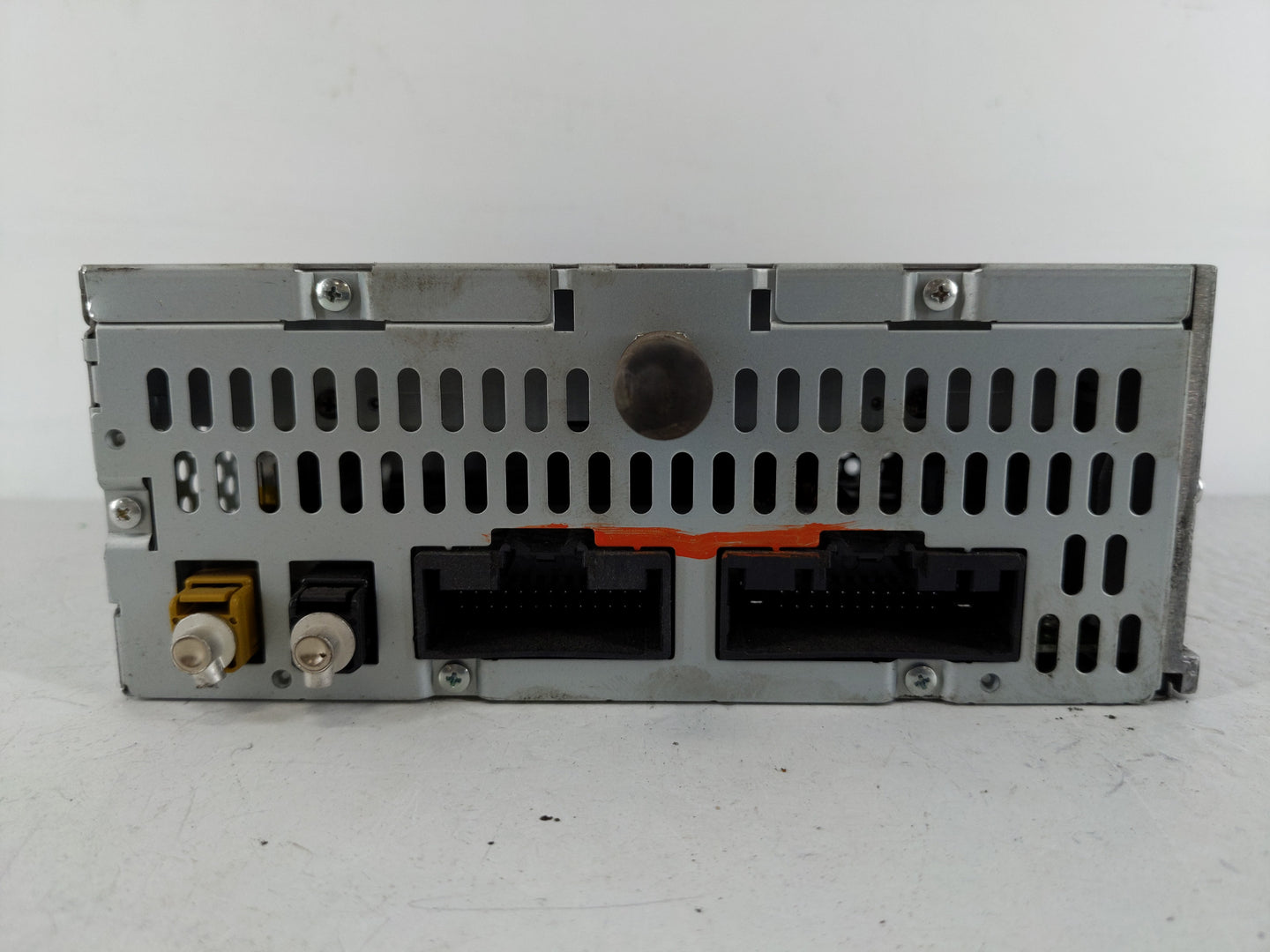 2011 Ford Edge Radio AM FM Cd Player Receiver Replacement P/N:BT4T-19C107-FB Fits OEM Used Auto Parts - Oemusedautoparts1.co
