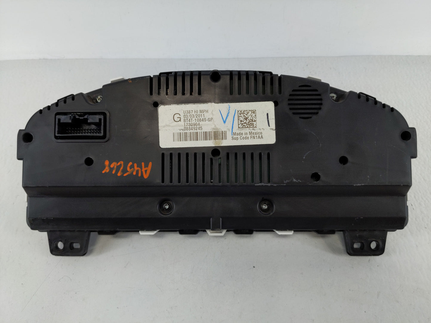 2011 Ford Edge Instrument Cluster Speedometer Gauges P/N:BT4T-10849-GP Fits OEM Used Auto Parts - Oemusedautoparts1.com