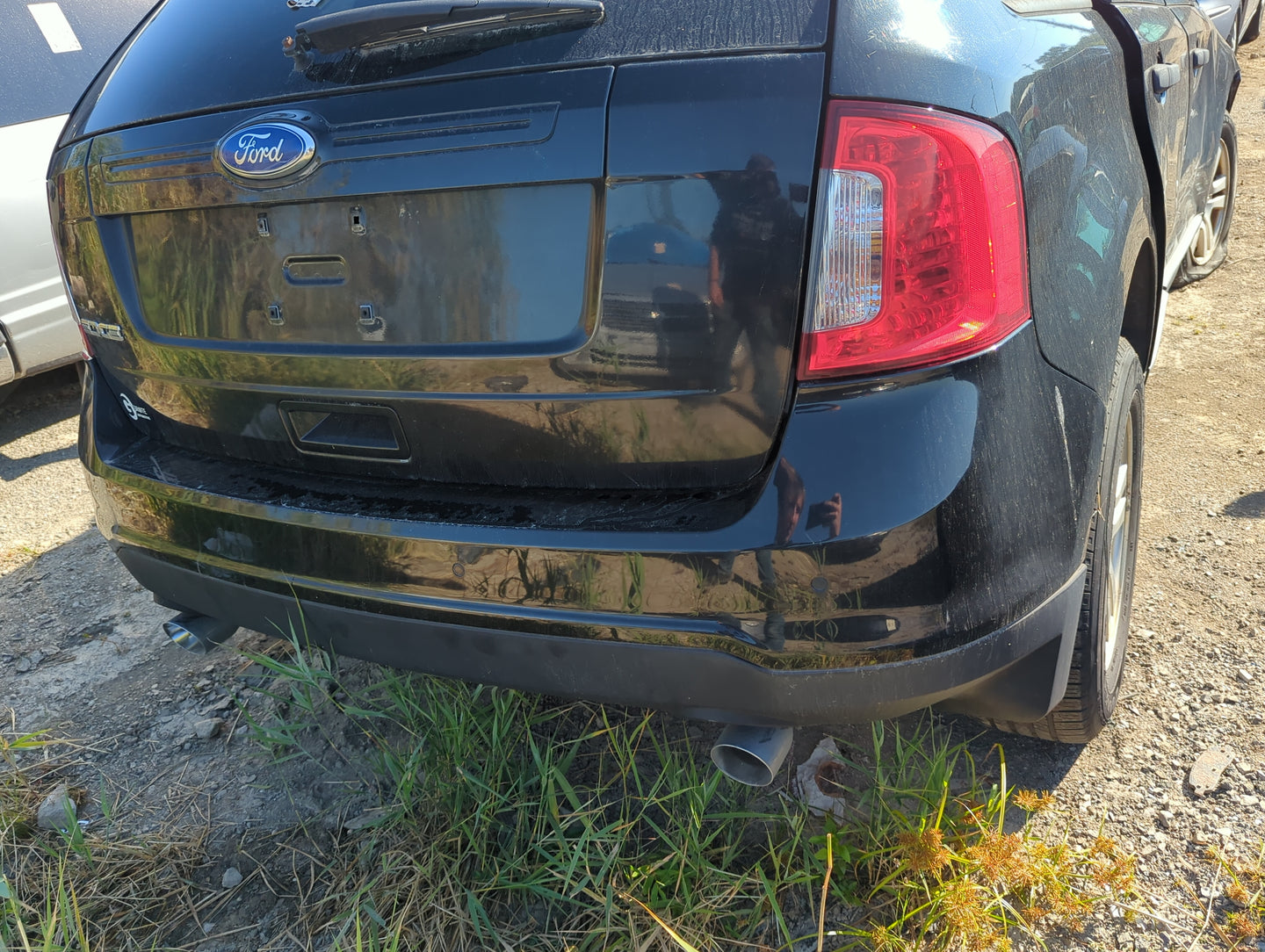 2011-2014 Ford Edge Rear Bumper Assembly Oem - Oemusedautoparts1.com