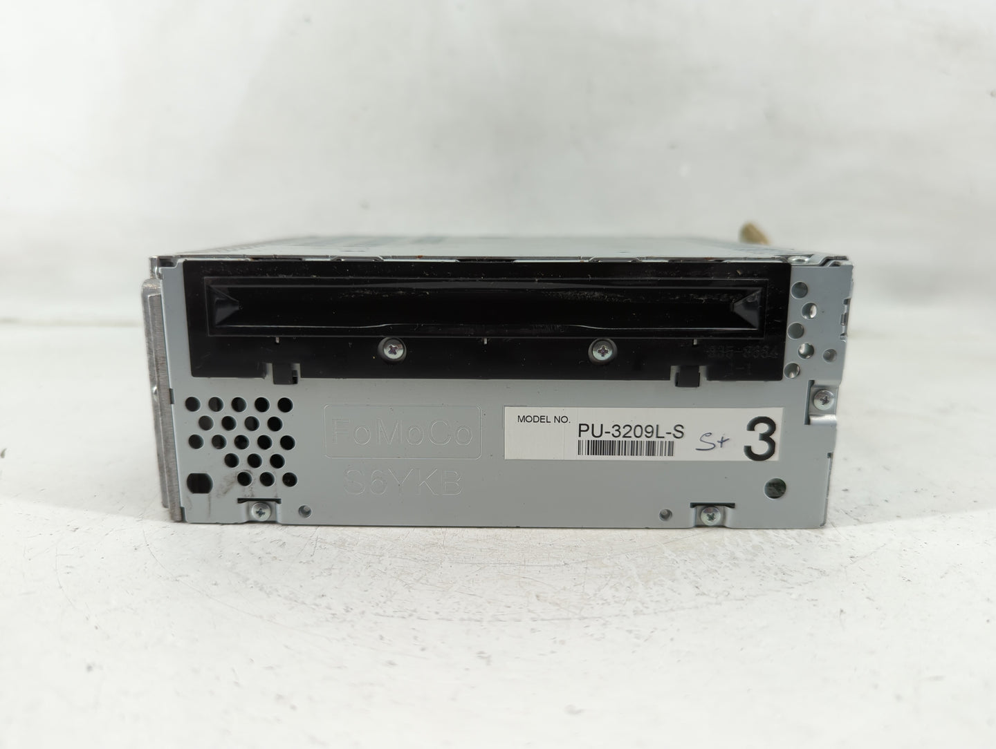 2011 Ford Edge Radio AM FM Cd Player Receiver Replacement P/N:BT4T-19C107-FB Fits OEM Used Auto Parts - Oemusedautoparts1.co