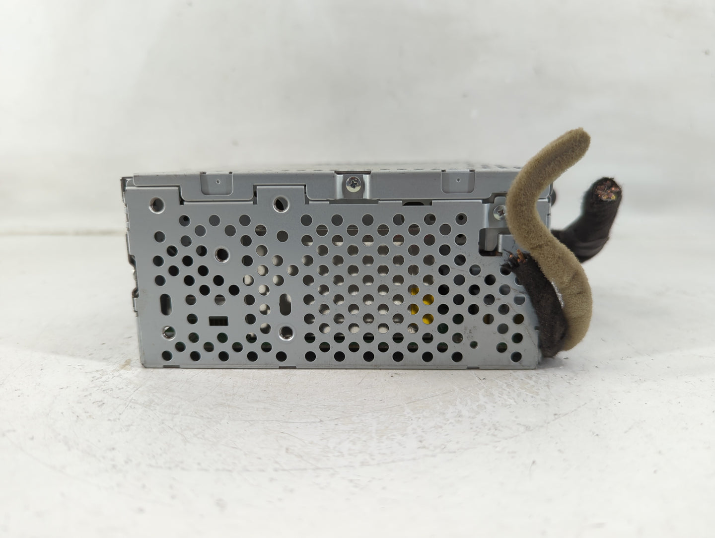 2011 Ford Edge Radio AM FM Cd Player Receiver Replacement P/N:BT4T-19C107-FB Fits OEM Used Auto Parts - Oemusedautoparts1.co