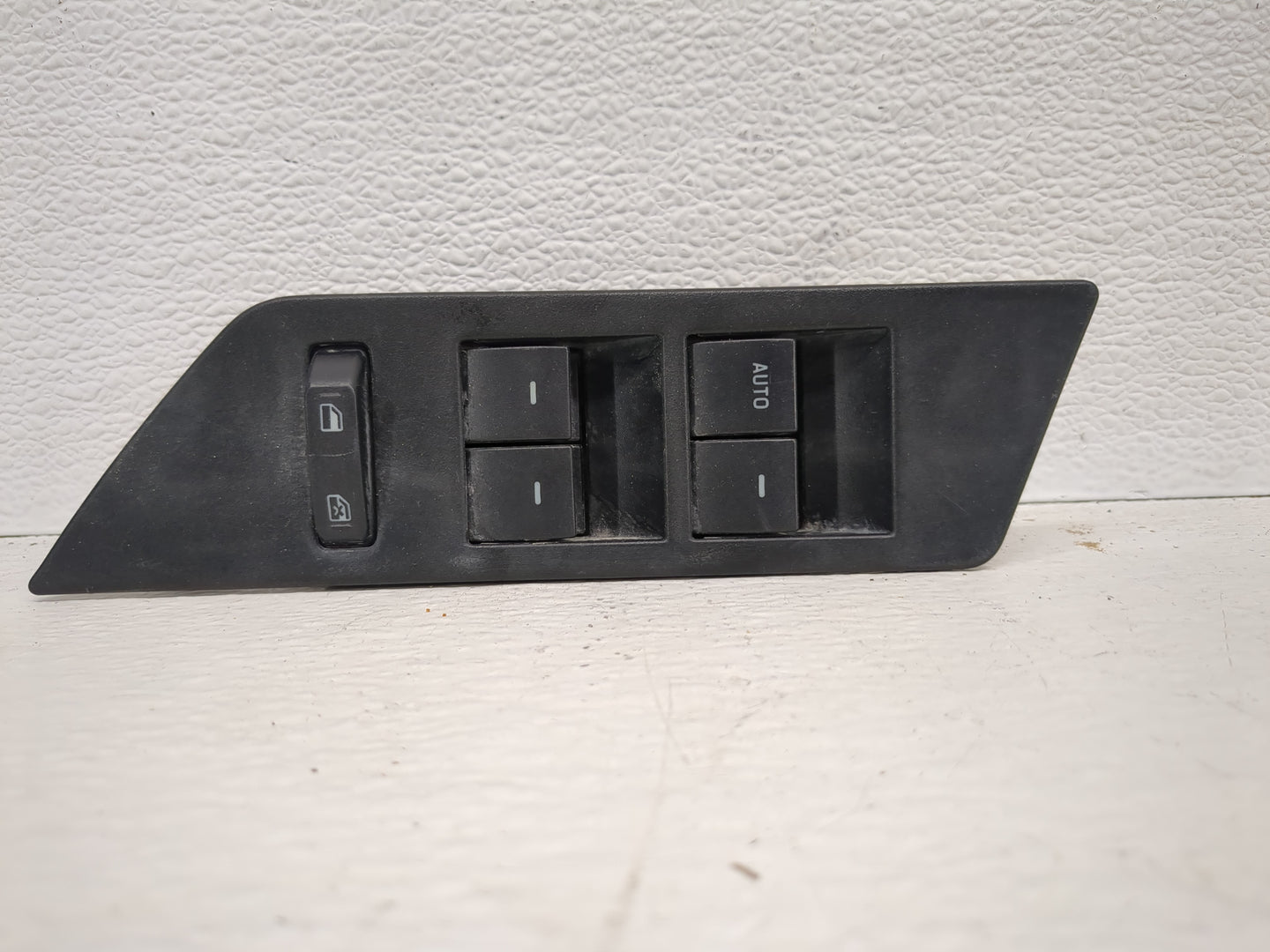 2011-2014 Ford Edge Master Power Window Switch Replacement Driver Side Left P/N:BT4T-14548-AAW Fits Fits 2011 2012 2013 2014