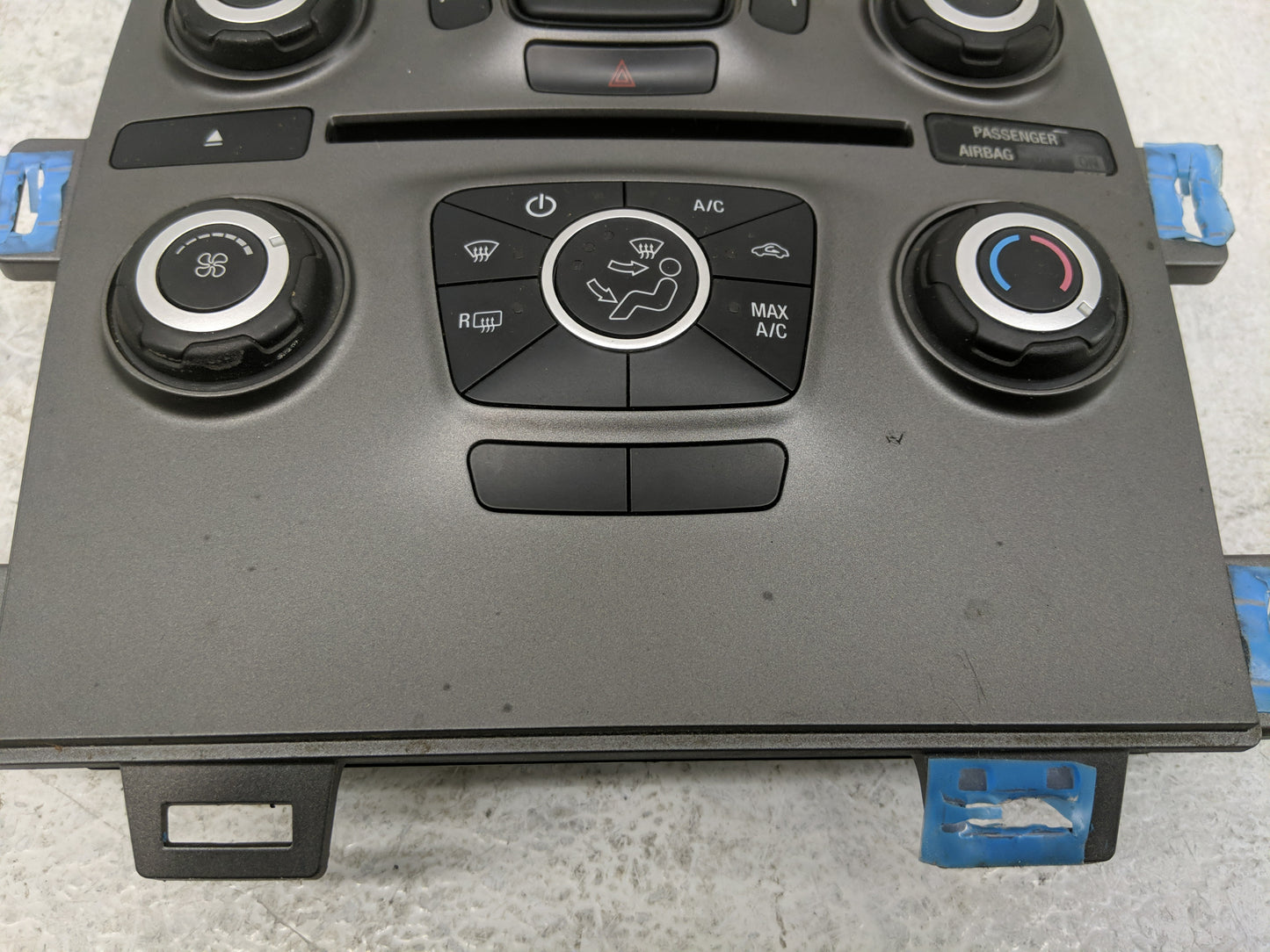 2011 Ford Edge Radio AM FM Cd Player Receiver Replacement P/N:BT4T-18A802-AH Fits OEM Used Auto Parts - Oemusedautoparts1.co