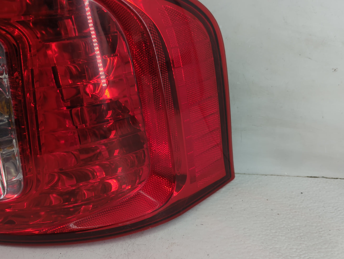 2011-2014 Ford Edge Tail Light Assembly Passenger Right OEM P/N:BT43-13B504-AD Fits Fits 2011 2012 2013 2014 OEM Used Auto P