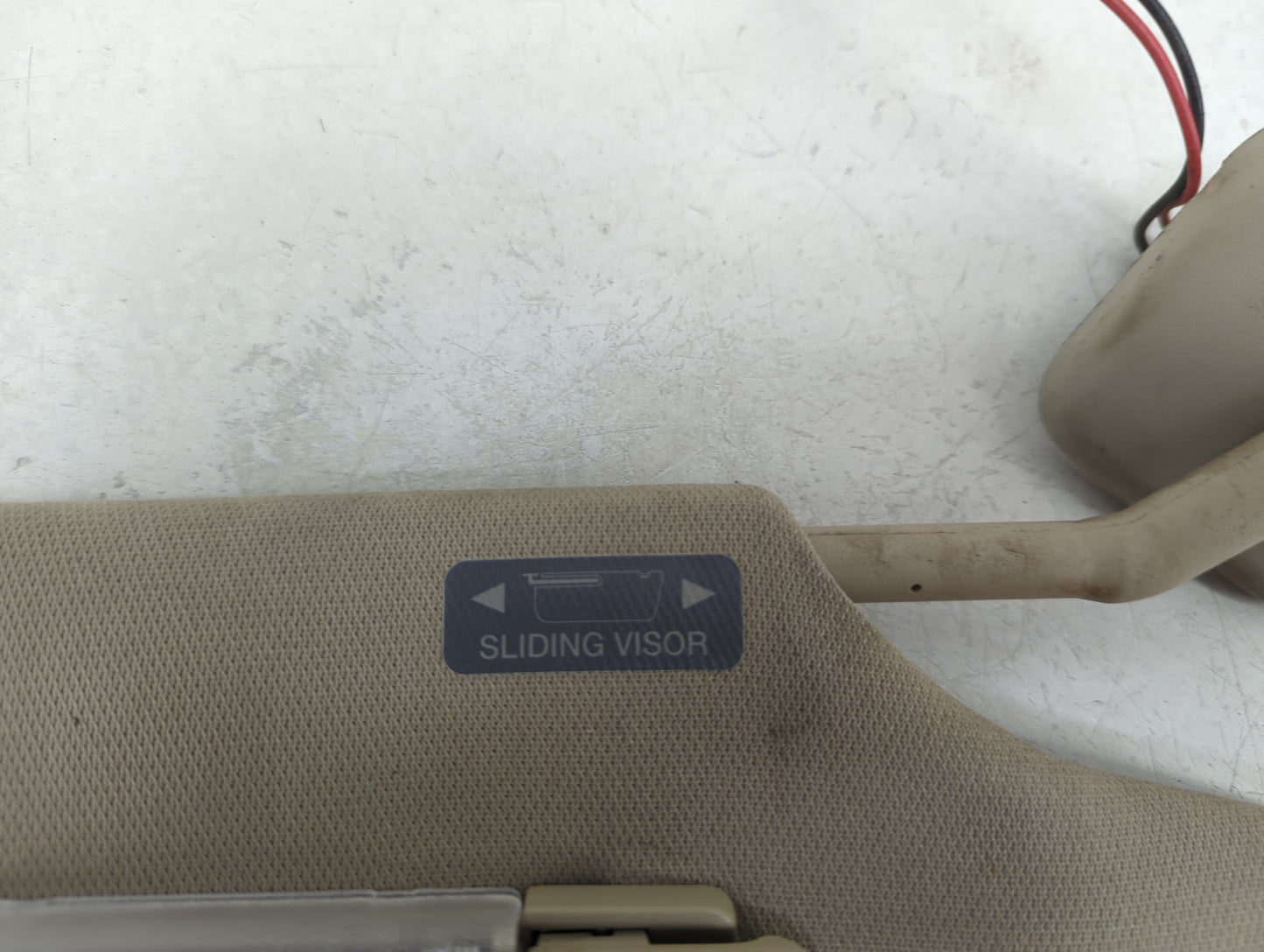 2011-2014 Ford Edge Sun Visor Shade Replacement Passenger Right Mirror Fits Fits 2011 2012 2013 2014 2015 OEM Used Auto Part