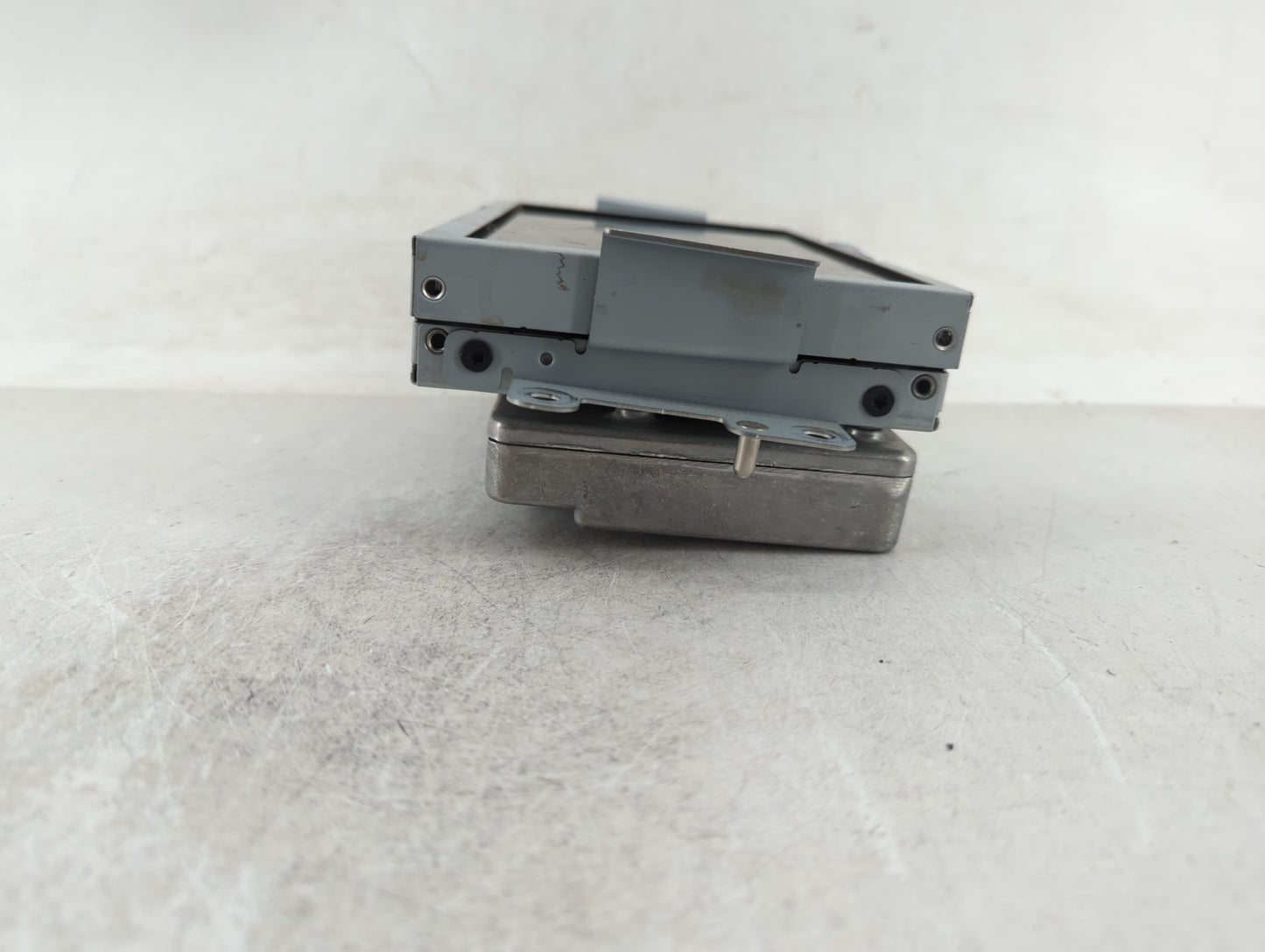 2011 Ford Edge Radio AM FM Cd Player Receiver Replacement P/N:BT4T-14F239-CN Fits OEM Used Auto Parts - Oemusedautoparts1.co