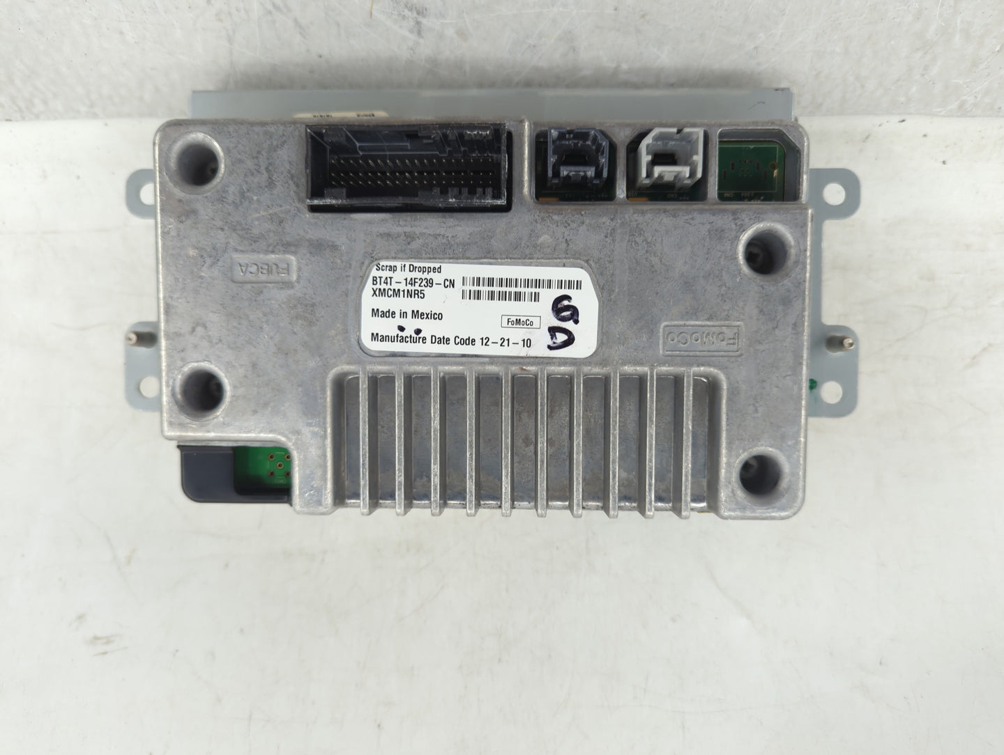 2011 Ford Edge Radio AM FM Cd Player Receiver Replacement P/N:BT4T-14F239-CN Fits OEM Used Auto Parts - Oemusedautoparts1.co
