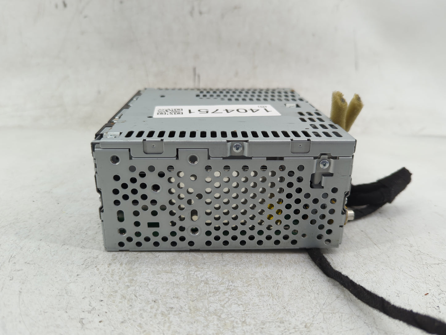2011 Ford Edge Radio AM FM Cd Player Receiver Replacement P/N:BT4T-19C107-FB Fits OEM Used Auto Parts - Oemusedautoparts1.co