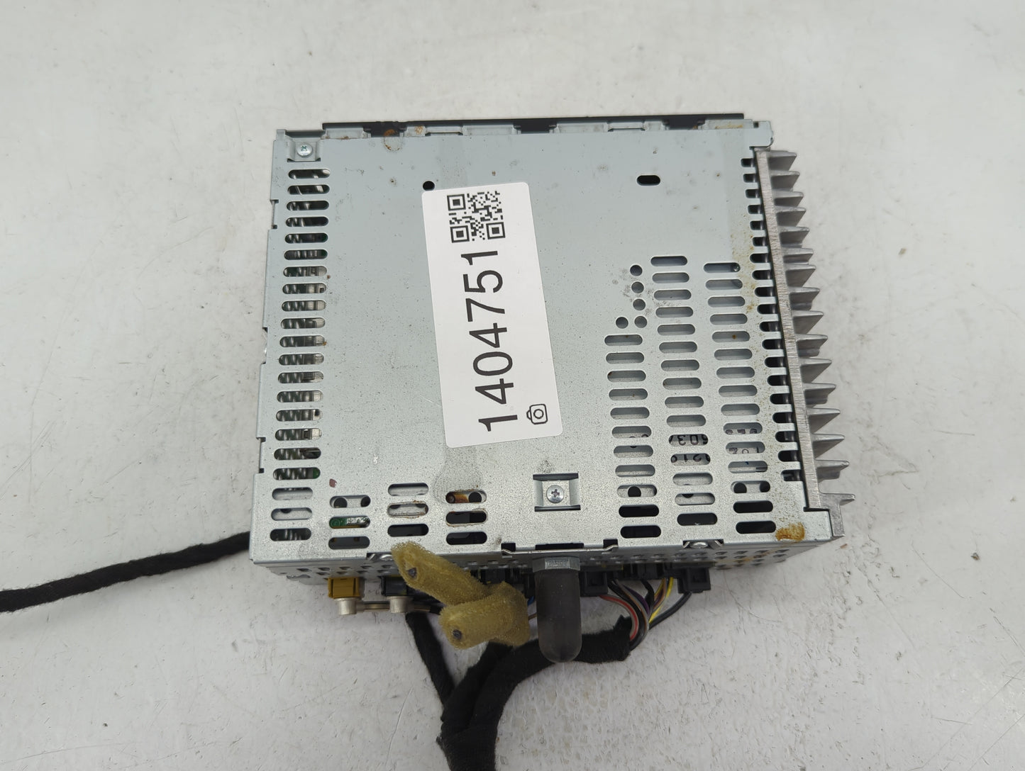 2011 Ford Edge Radio AM FM Cd Player Receiver Replacement P/N:BT4T-19C107-FB Fits OEM Used Auto Parts - Oemusedautoparts1.co