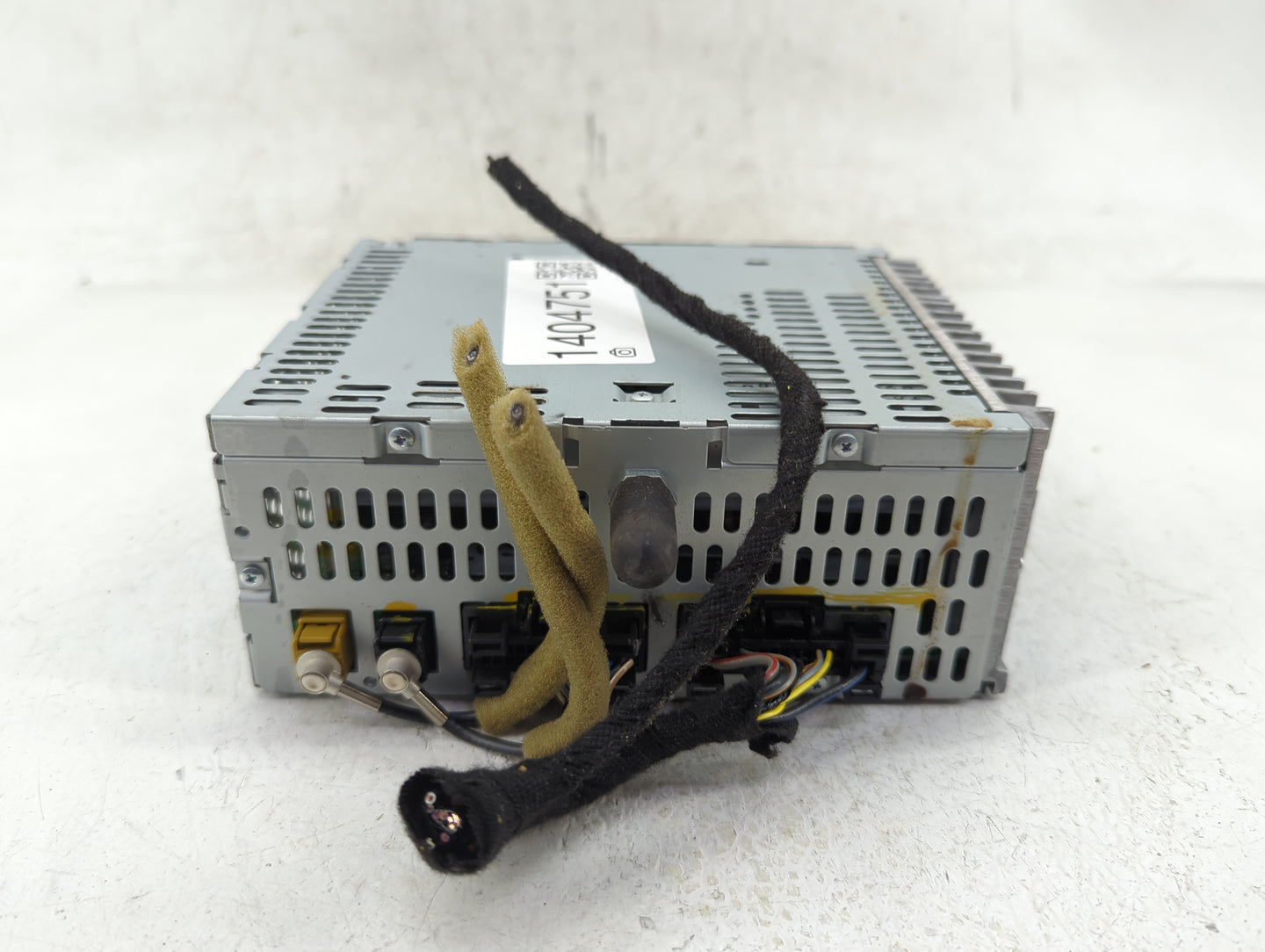 2011 Ford Edge Radio AM FM Cd Player Receiver Replacement P/N:BT4T-19C107-FB Fits OEM Used Auto Parts - Oemusedautoparts1.co