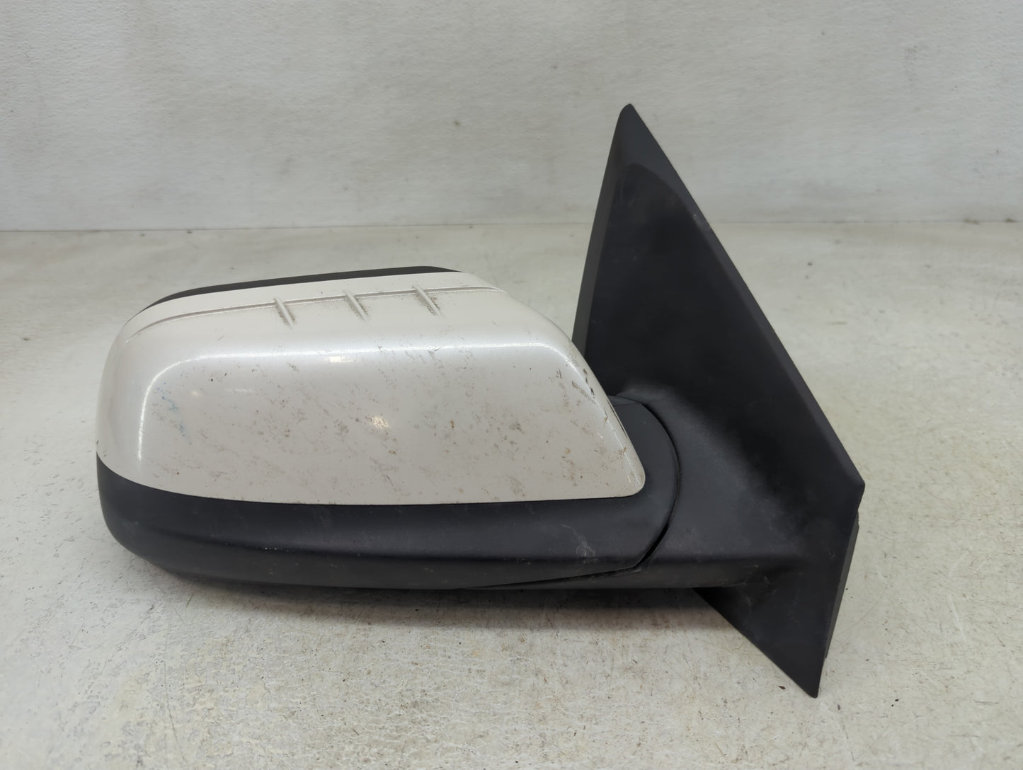 2011-2012 Ford Edge Passenger Side View Mirror - Right Door Mirror OEM Used - Oemusedautoparts1.com