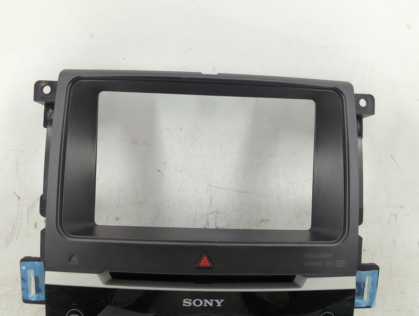 2011 Ford Edge Radio AM FM Cd Player Receiver Replacement P/N:BB5T-18A802-C Fits OEM Used Auto Parts - Oemusedautoparts1.com