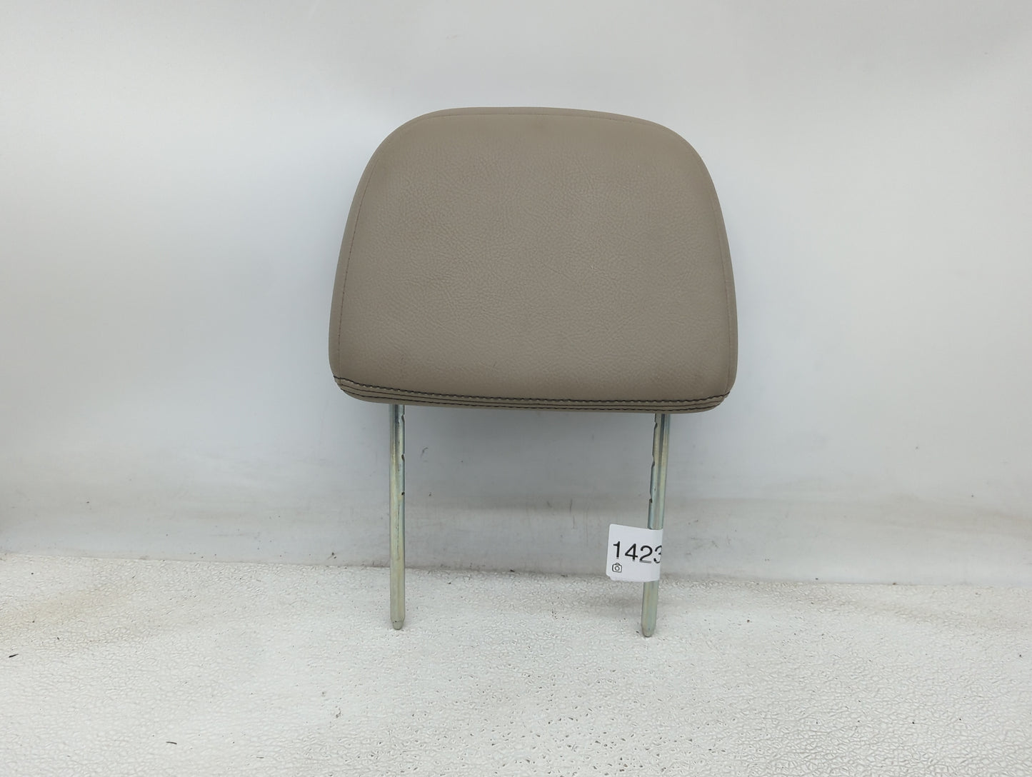 2011-2013 Ford Edge Headrest Head Rest Rear Seat Fits Fits 2011 2012 2013 OEM Used Auto Parts - Oemusedautoparts1.com