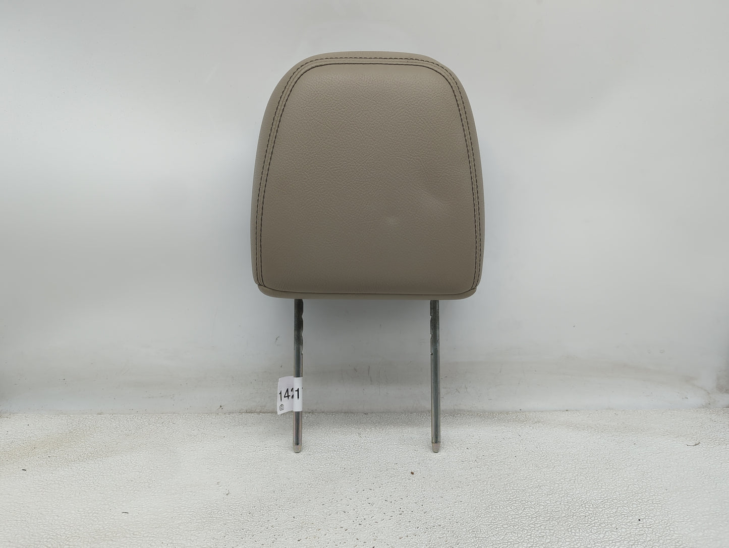 2011-2012 Ford Edge Headrest Head Rest Front Driver Passenger Seat Fits Fits 2011 2012 OEM Used Auto Parts - Oemusedautopart