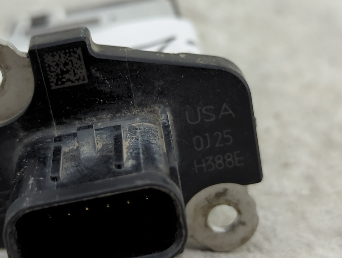 2007-2014 Ford Edge Mass Air Flow Meter Maf 1487328 - Oemusedautoparts1.com