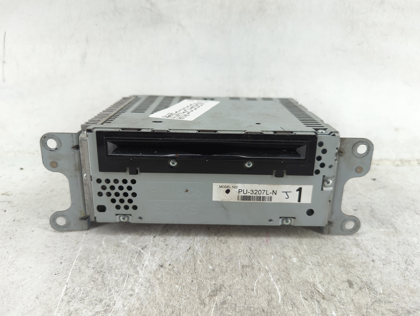 2011 Ford Edge Radio AM FM Cd Player Receiver Replacement P/N:PU-3207L-N S6YKB, 276-0681-48 Fits OEM Used Auto Parts - Oemus
