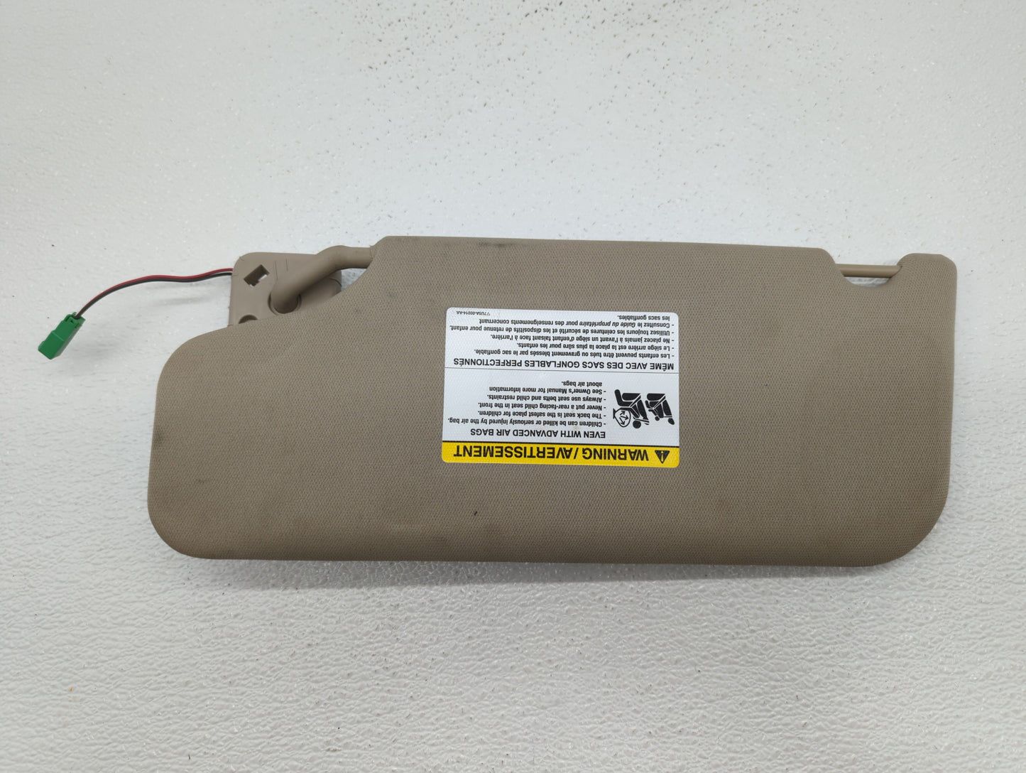 2011-2014 Ford Edge Sun Visor Shade Replacement Passenger Right Mirror Fits Fits 2011 2012 2013 2014 2015 OEM Used Auto Part