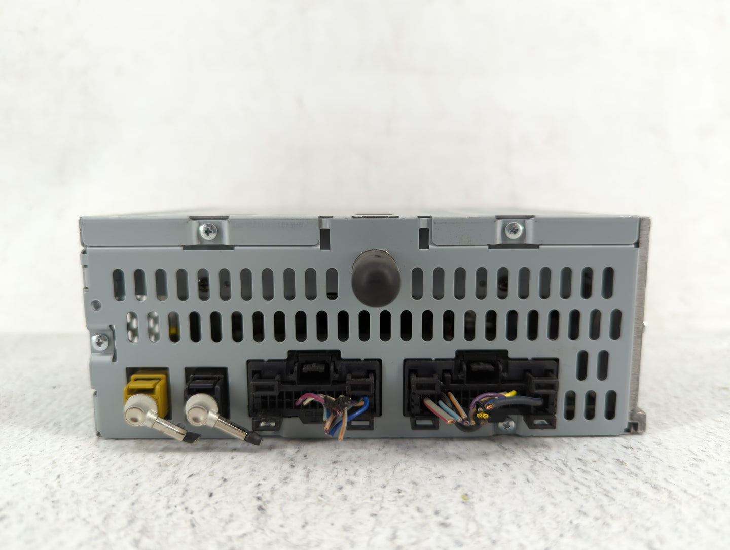 2011-2011 Ford Edge Am Fm Cd Player Radio Receiver - Oemusedautoparts1.com