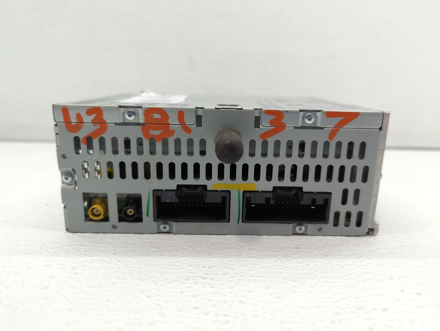 2011-2011 Ford Edge Am Fm Cd Player Radio Receiver - Oemusedautoparts1.com