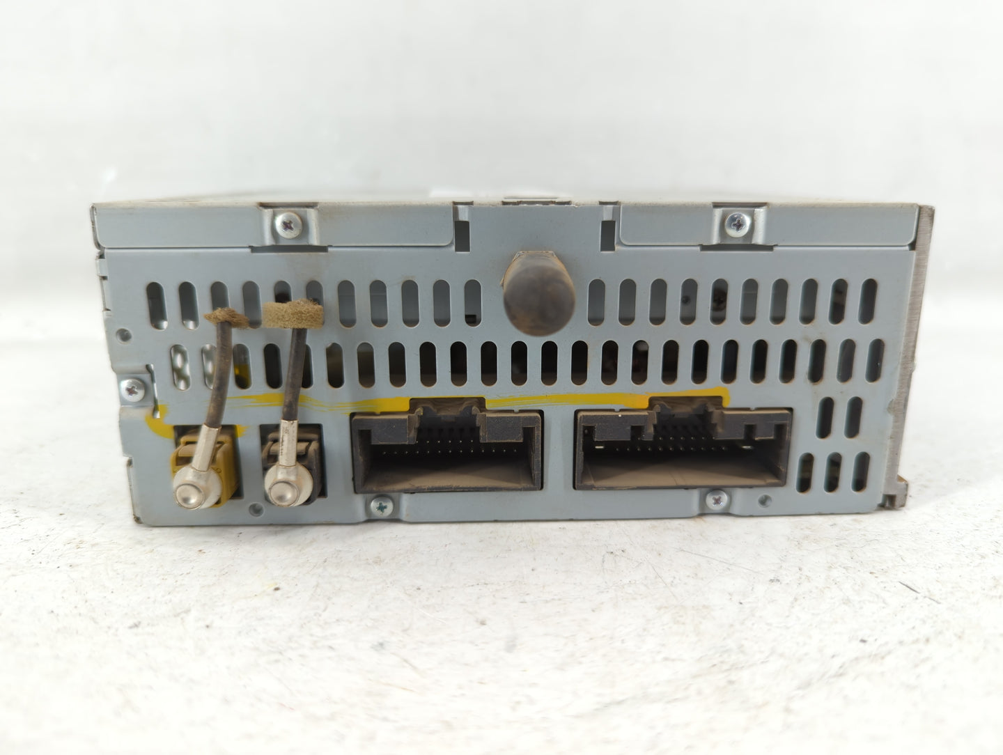 2011-2011 Ford Edge Am Fm Cd Player Radio Receiver - Oemusedautoparts1.com