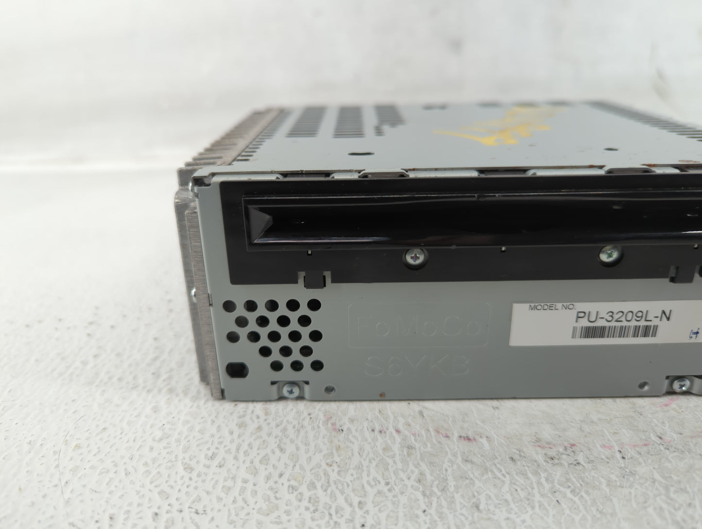 2011-2011 Ford Edge Am Fm Cd Player Radio Receiver - Oemusedautoparts1.com