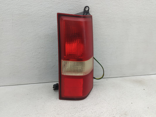 2011-2014 Ford Edge Tail Light Assembly Driver Left OEM P/N:25823027 Fits Fits 2011 2012 2013 2014 OEM Used Auto Parts - Oem