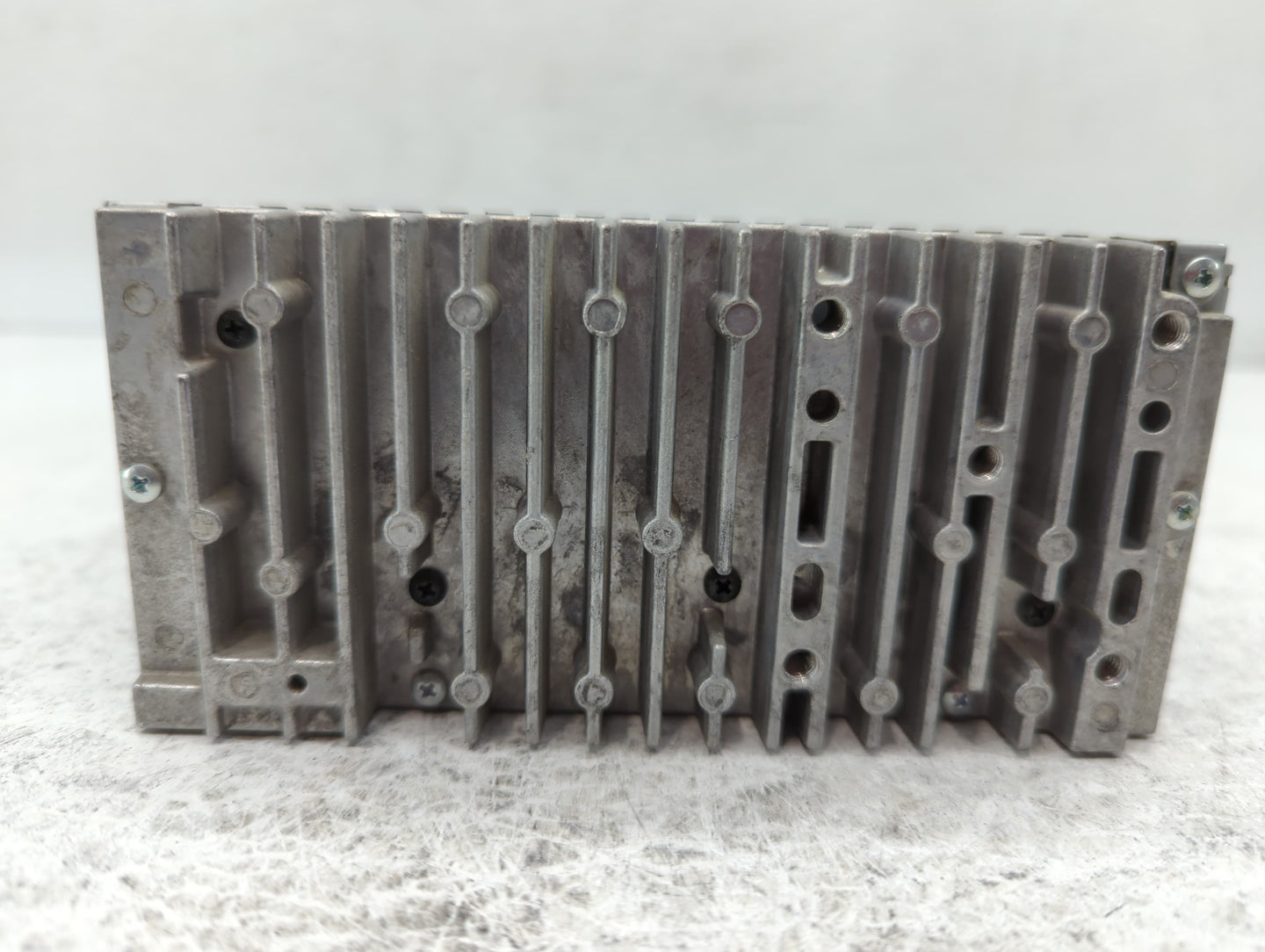 2011-2011 Ford Edge Am Fm Cd Player Radio Receiver - Oemusedautoparts1.com