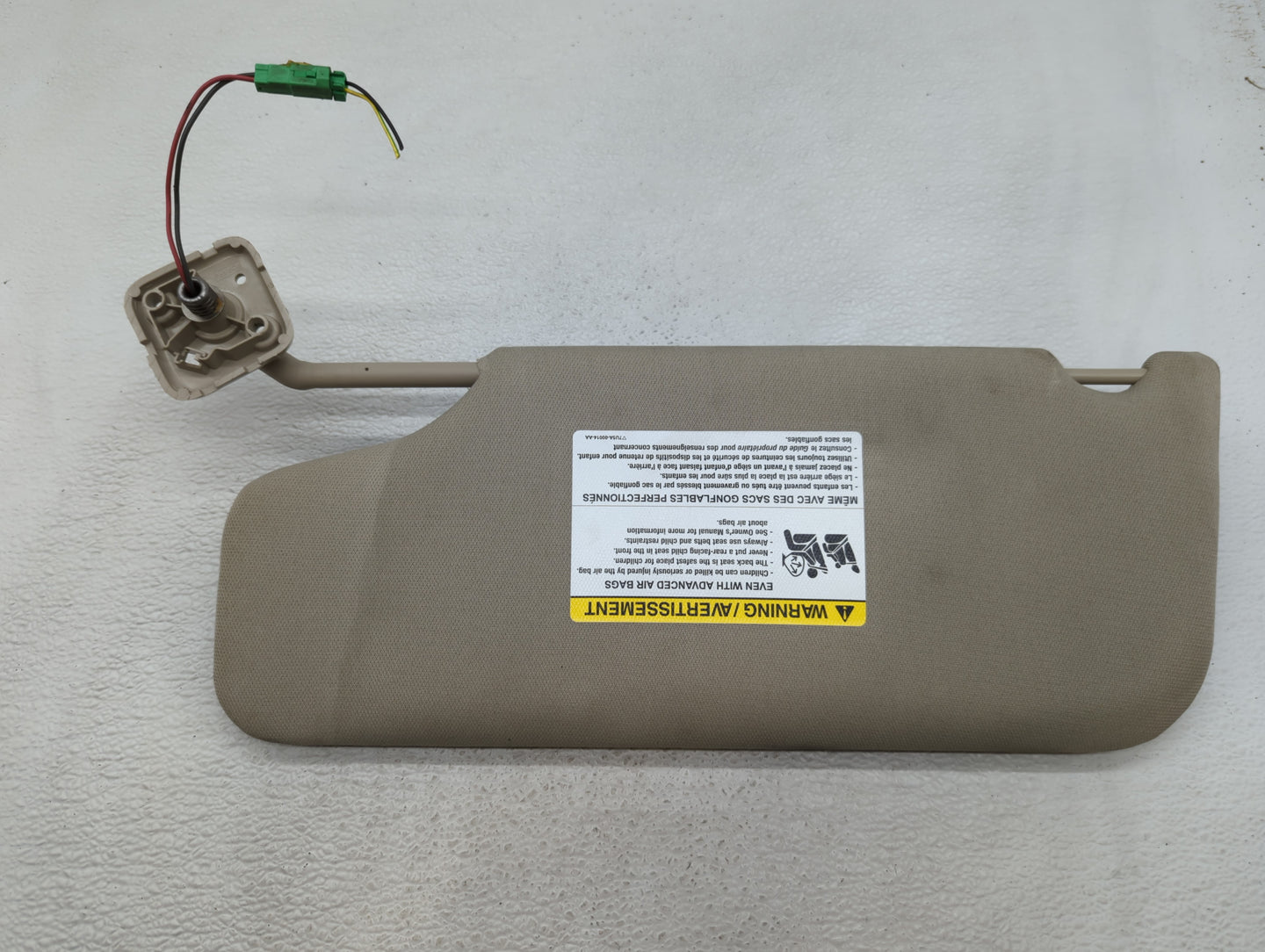 2011-2014 Ford Edge Sun Visor Shade Replacement Passenger Right Mirror Fits Fits 2011 2012 2013 2014 2015 OEM Used Auto Part