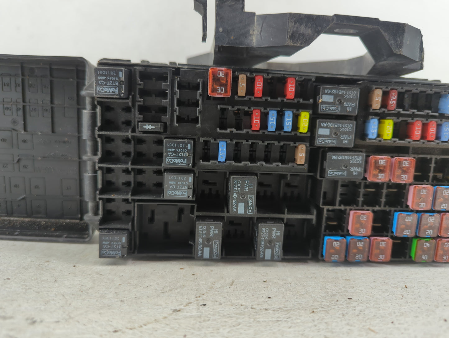 2011 Ford Edge Fusebox Fuse Box Panel Relay Module P/N:1251112077 BT4T-14290-BF Fits OEM Used Auto Parts - Oemusedautoparts1