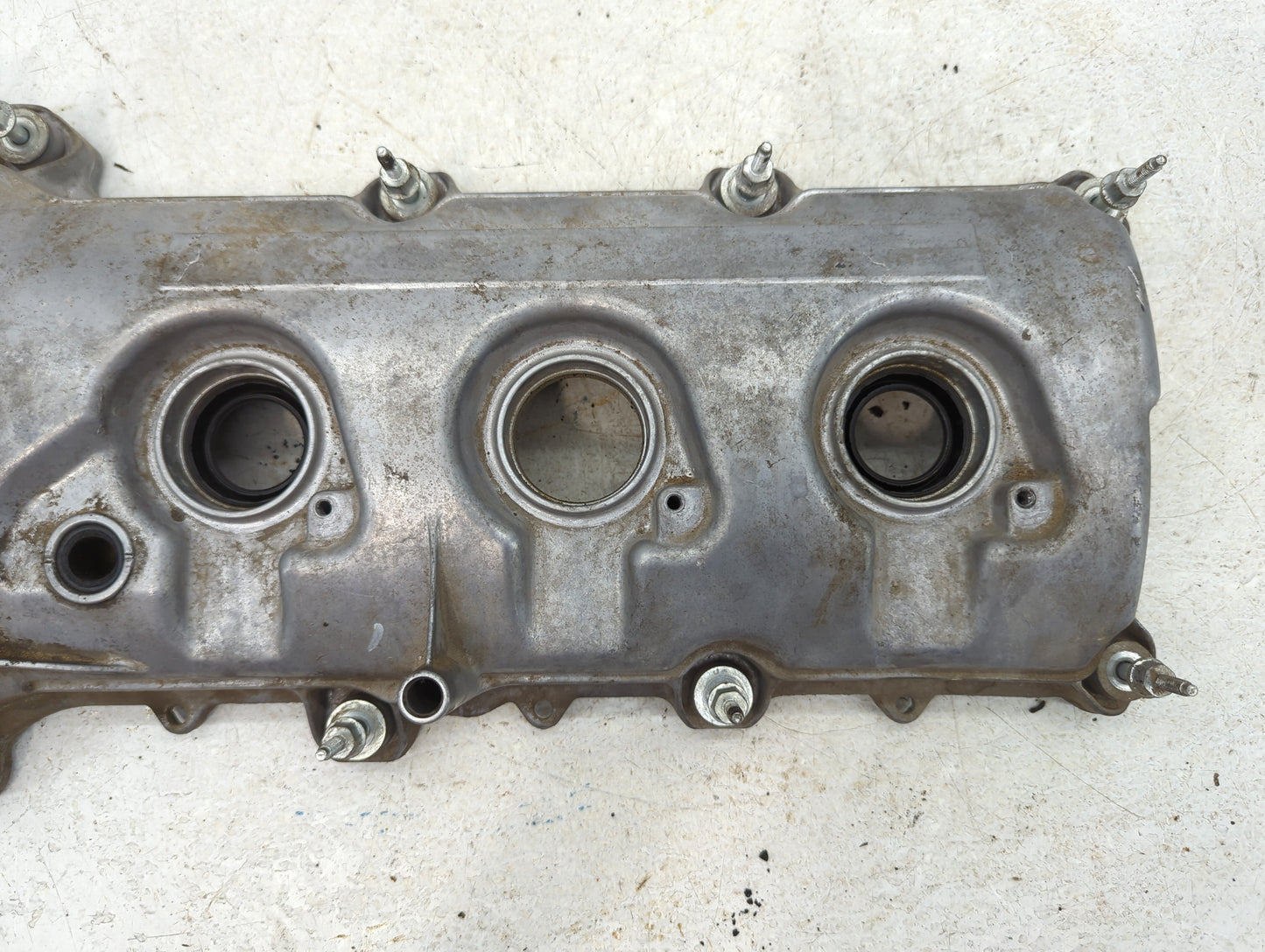 2011 Ford Edge Driver Left Cylinder Head Valve Cover P/N:5537-6A513 Fits OEM Used Auto Parts - Oemusedautoparts1.com