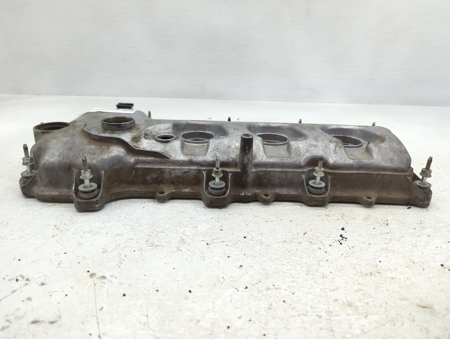 2011 Ford Edge Driver Left Cylinder Head Valve Cover P/N:5537-6A513 Fits OEM Used Auto Parts - Oemusedautoparts1.com