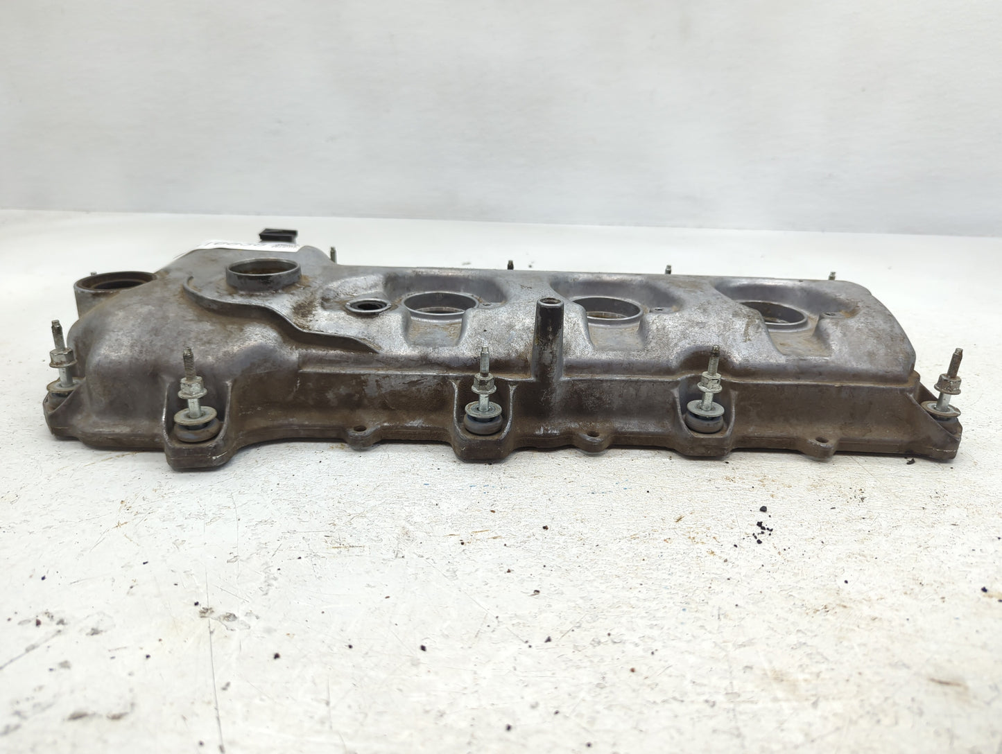 2011 Ford Edge Driver Left Cylinder Head Valve Cover P/N:5537-6A513 Fits OEM Used Auto Parts - Oemusedautoparts1.com