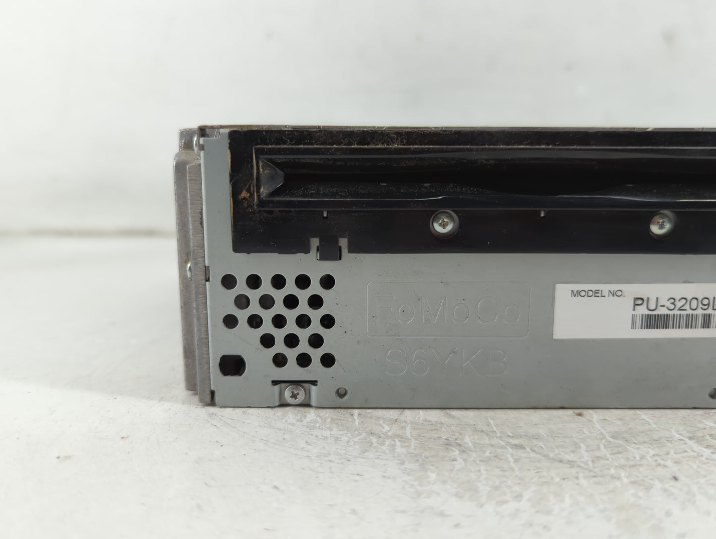 2011 Ford Edge Radio AM FM Cd Player Receiver Replacement P/N:BT4T-19C107-FB Fits OEM Used Auto Parts - Oemusedautoparts1.co