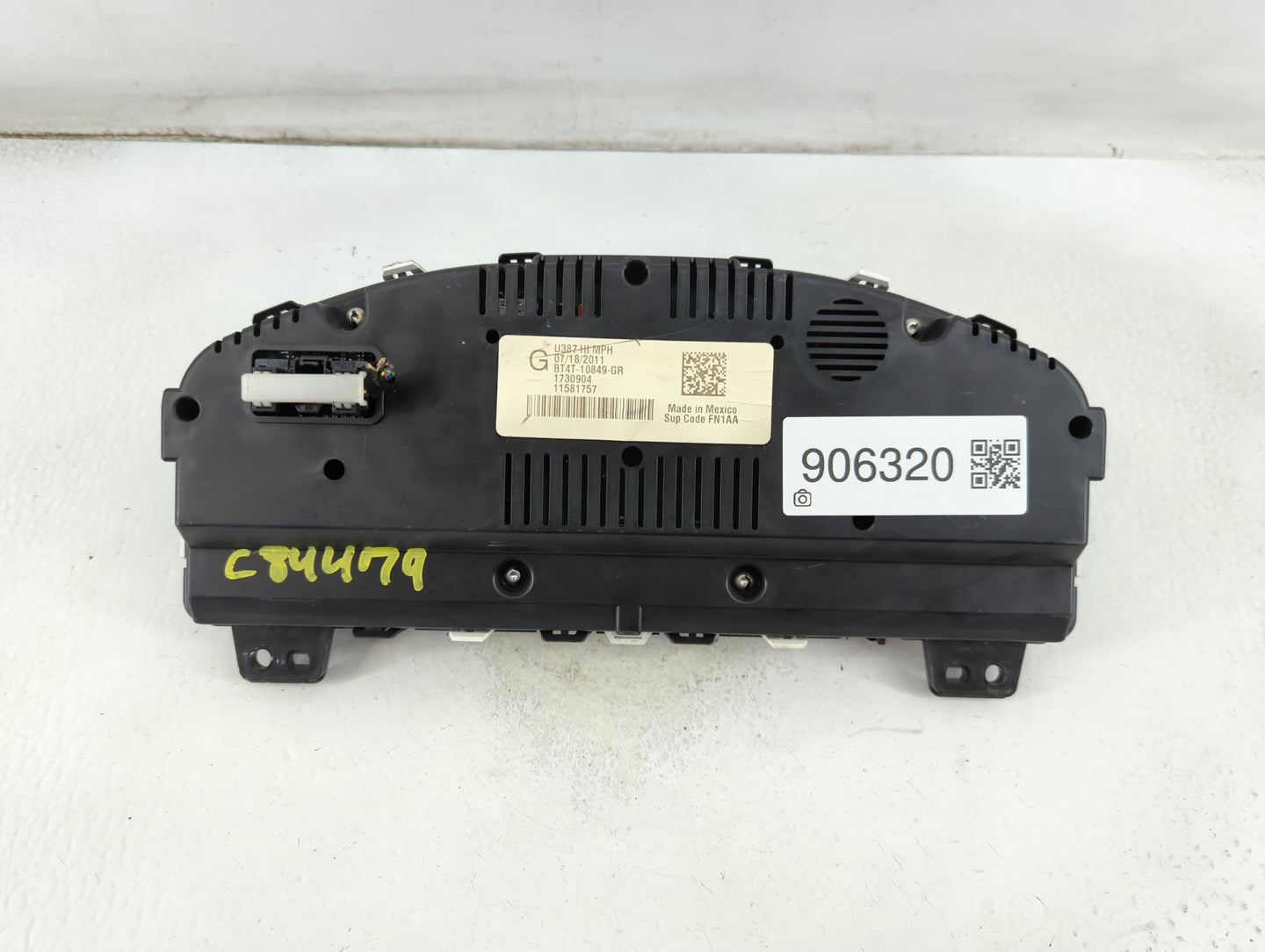 2011 Ford Edge Instrument Cluster Speedometer Gauges P/N:BT4T-10849-GR BT4T-10849-GM Fits OEM Used Auto Parts - Oemusedautop