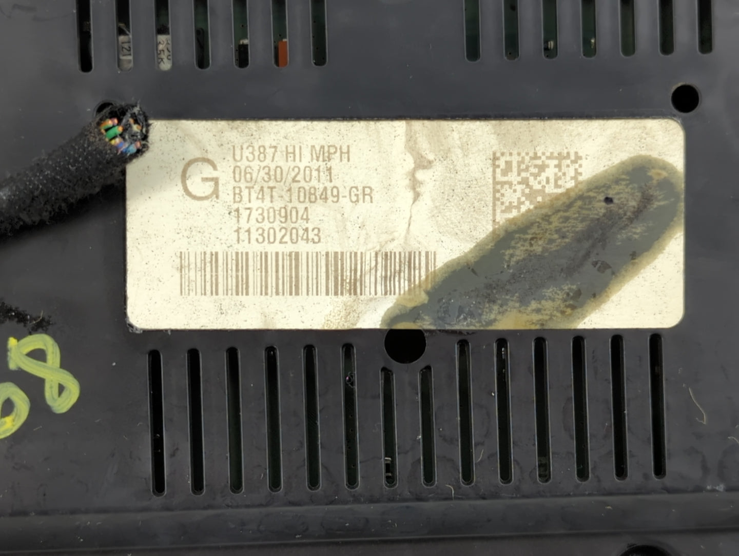 2011 Ford Edge Instrument Cluster Speedometer Gauges P/N:BT4T-10849-GM Fits OEM Used Auto Parts - Oemusedautoparts1.com