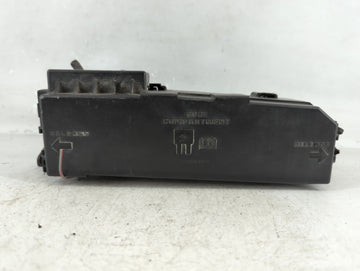 2011-2012 Ford Escape Fusebox Fuse Box Panel Relay Module P/N:8L8T-14A003-AE Fits Fits 2011 2012 OEM Used Auto Parts - Oemus