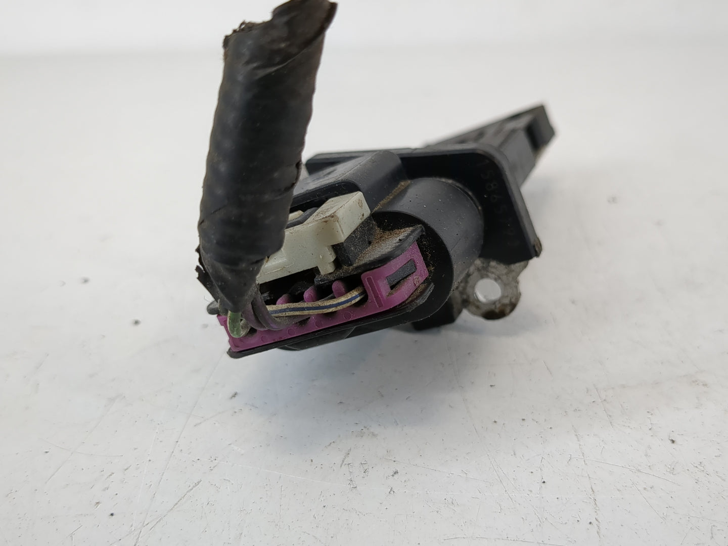 2005-2012 Ford Escape Mass Air Flow Meter Maf 1152584 - Oemusedautoparts1.com