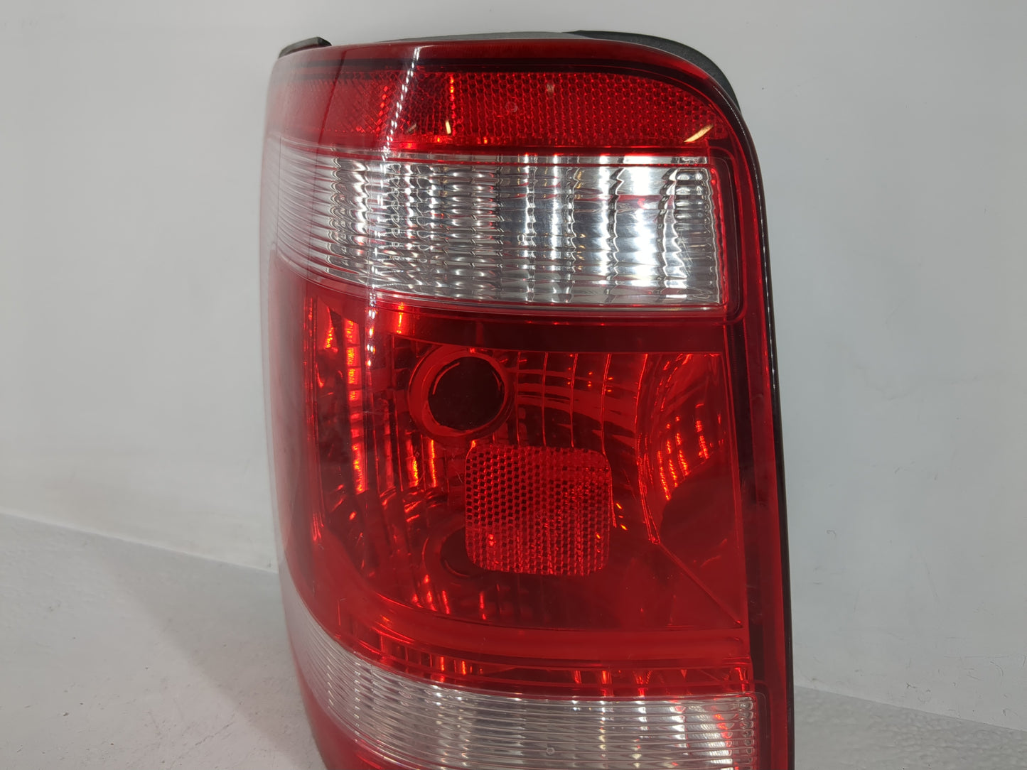 2008-2012 Ford Escape Tail Light Assembly Driver Left OEM P/N:8L84-13B505-A Fits Fits 2008 2009 2010 2011 2012 OEM Used Auto